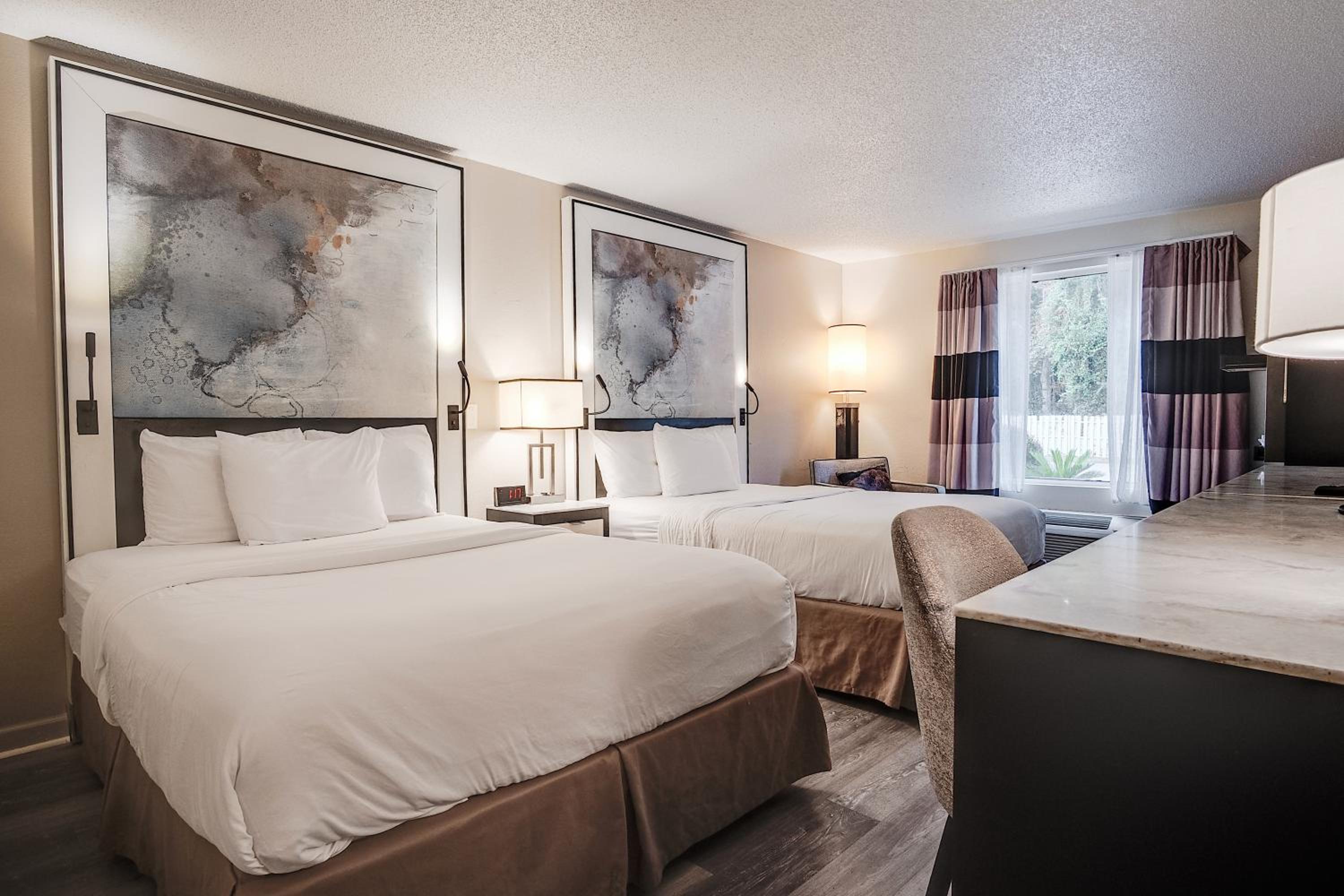 Queen Room with Two Queen Beds - Non-Smoking