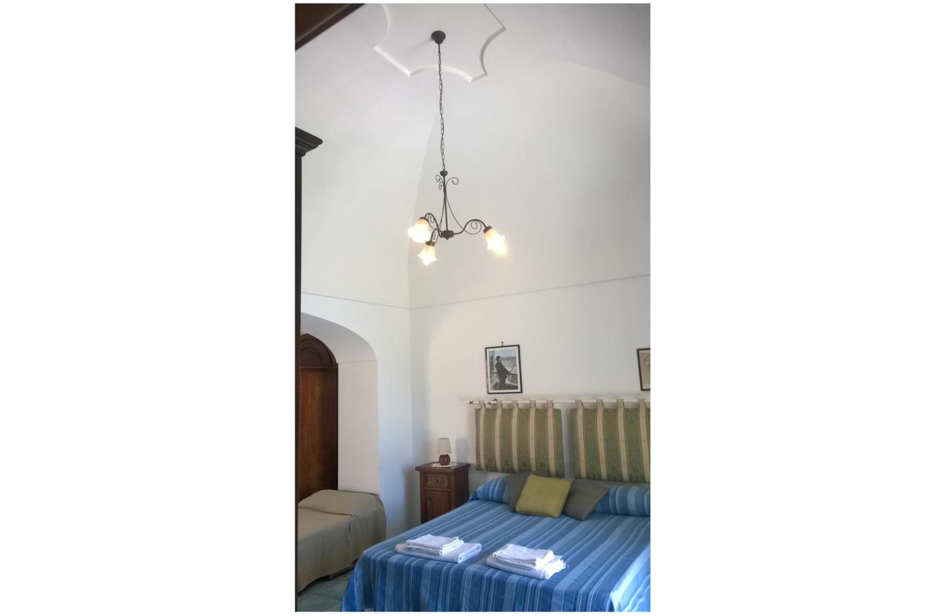 One-Bedroom Apartment with Balcony