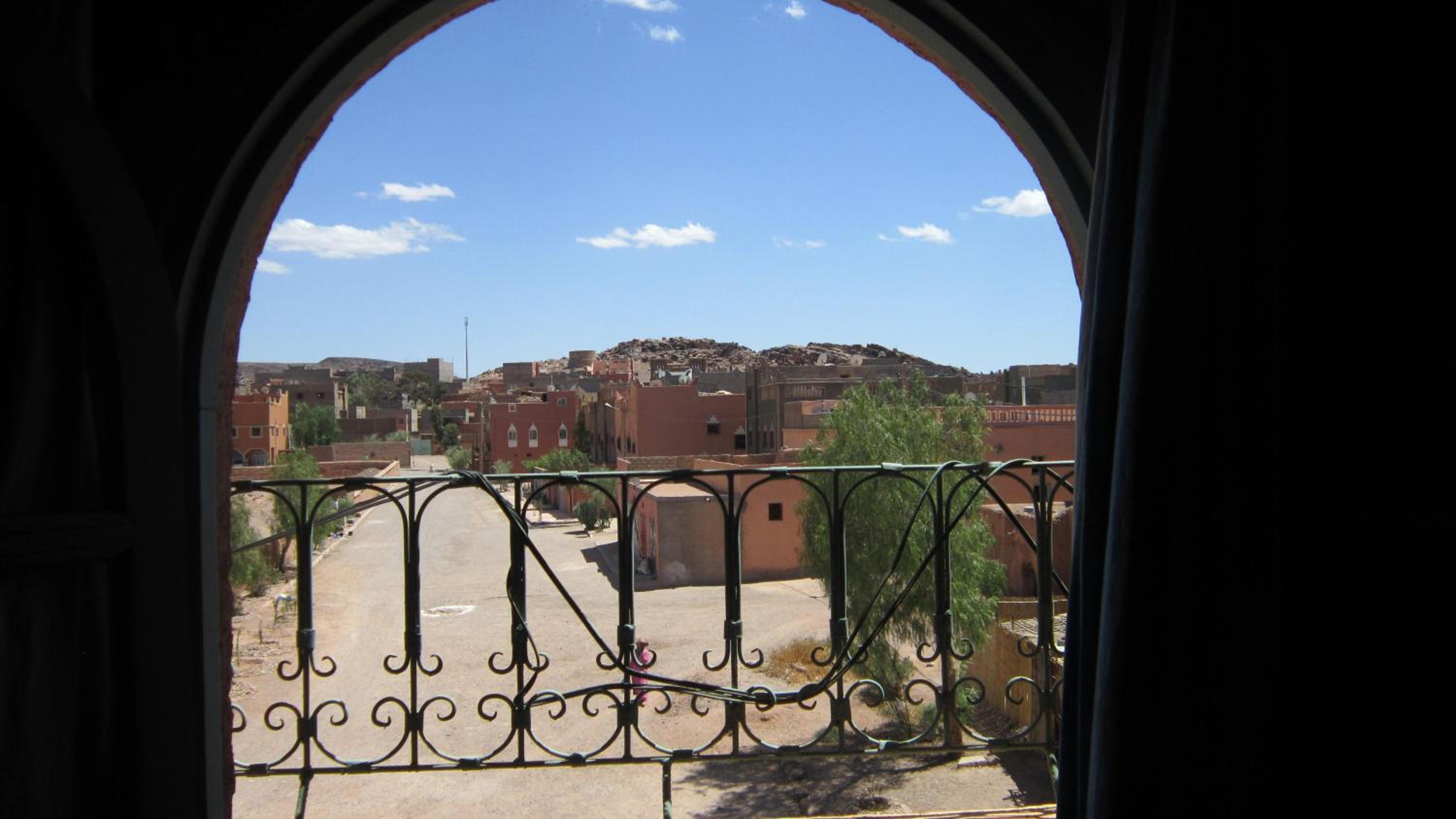 Double Room with Garden View - Photo 11