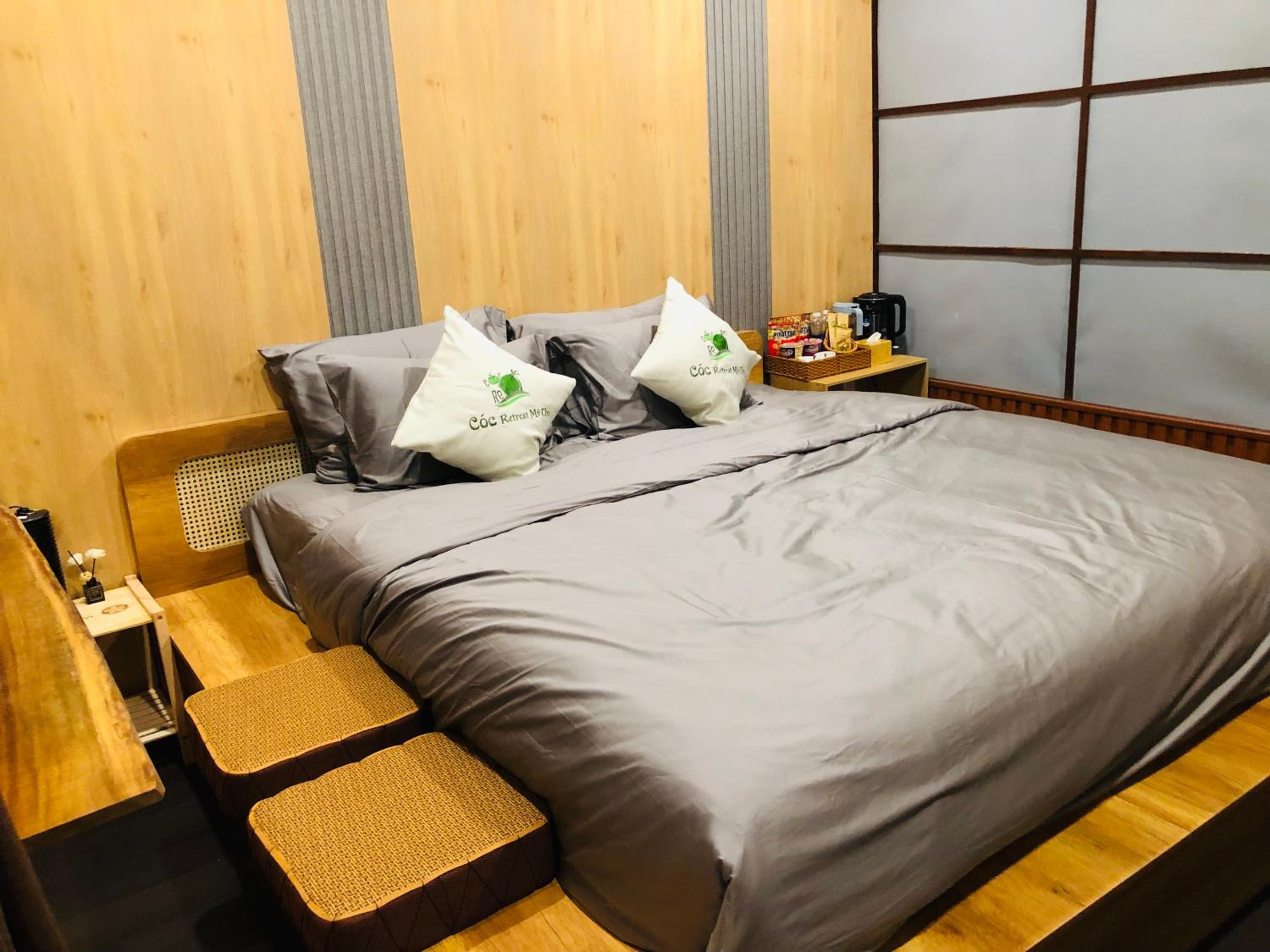 King Room with Lake View