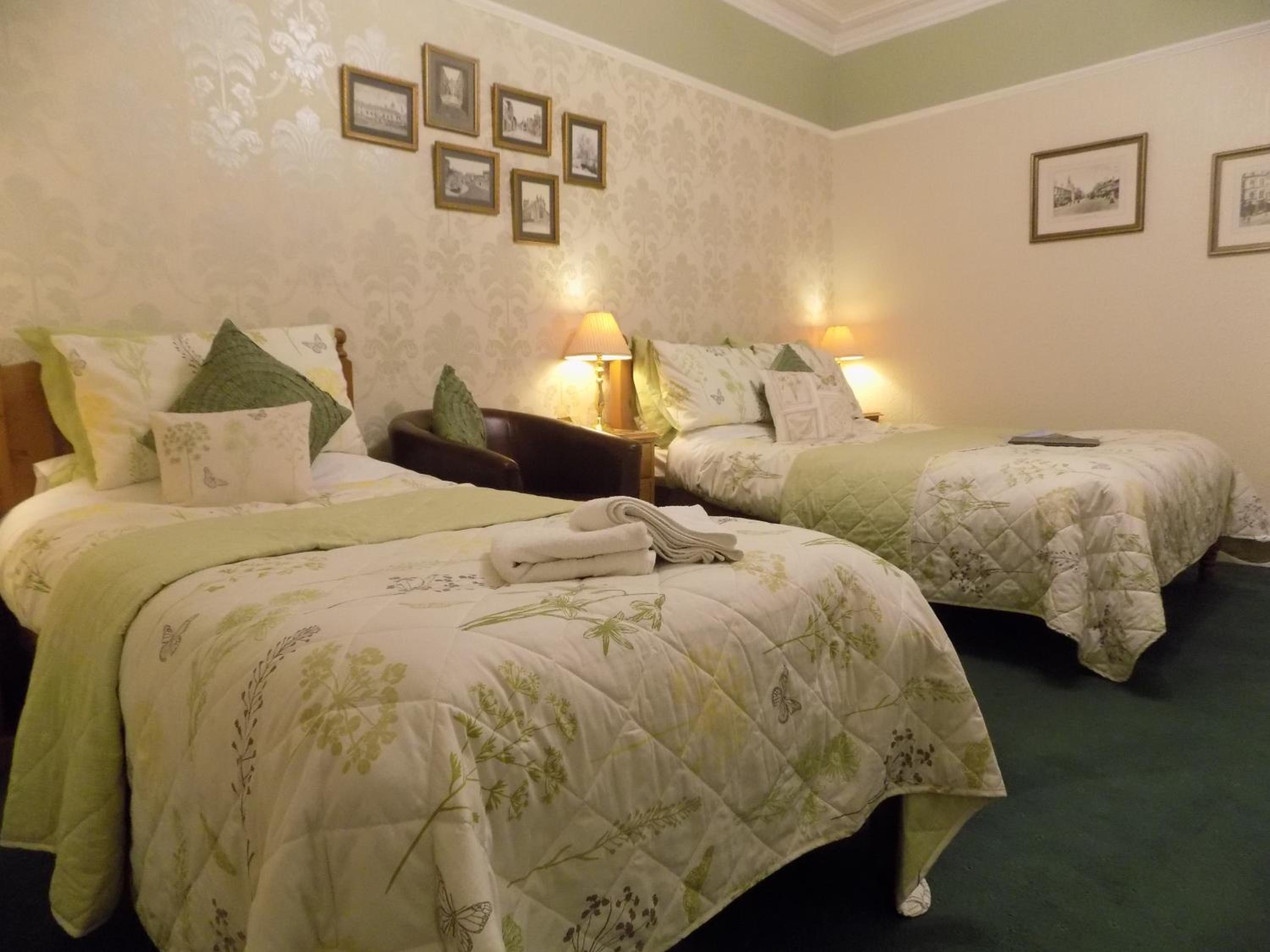 Double or Twin Room with Bathroom photo 3