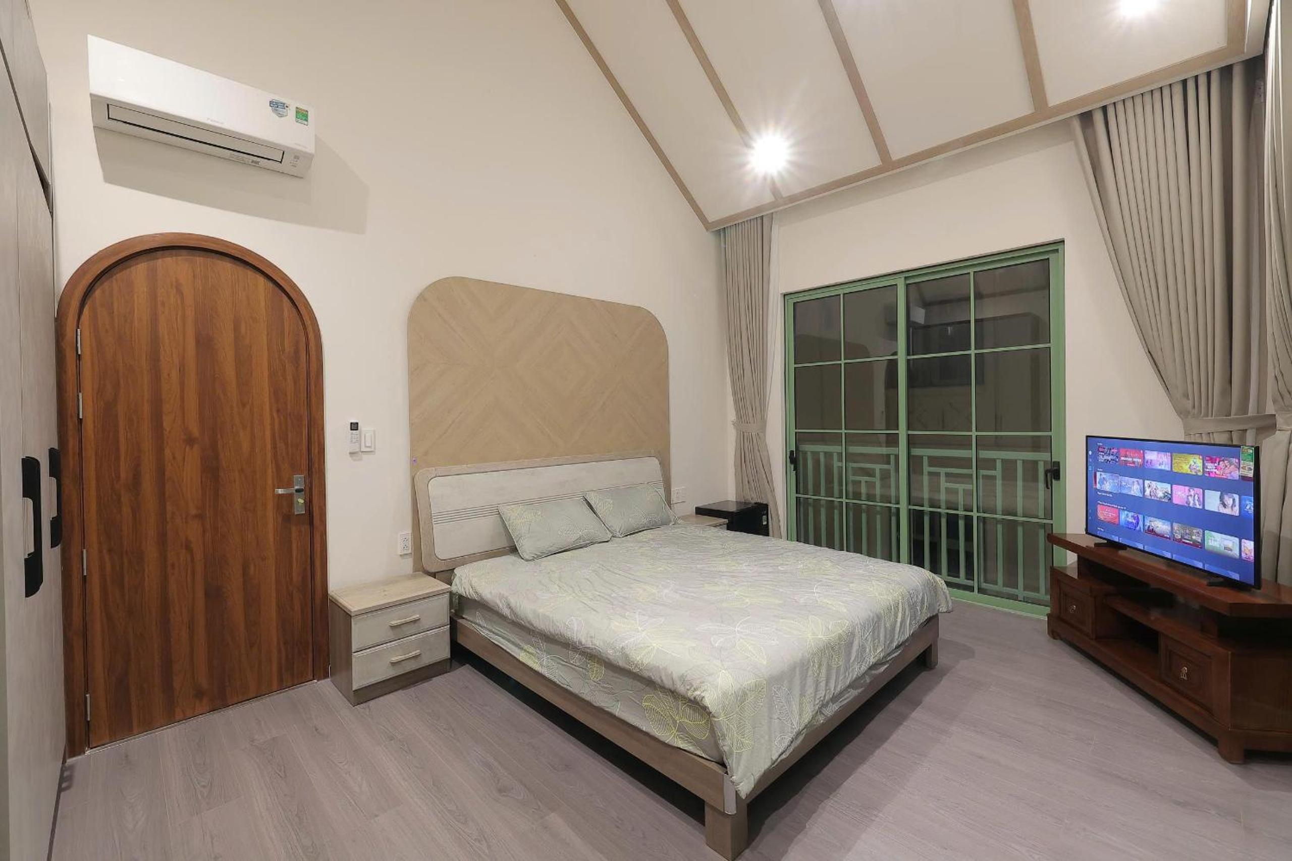 One-Bedroom Suite photo 1