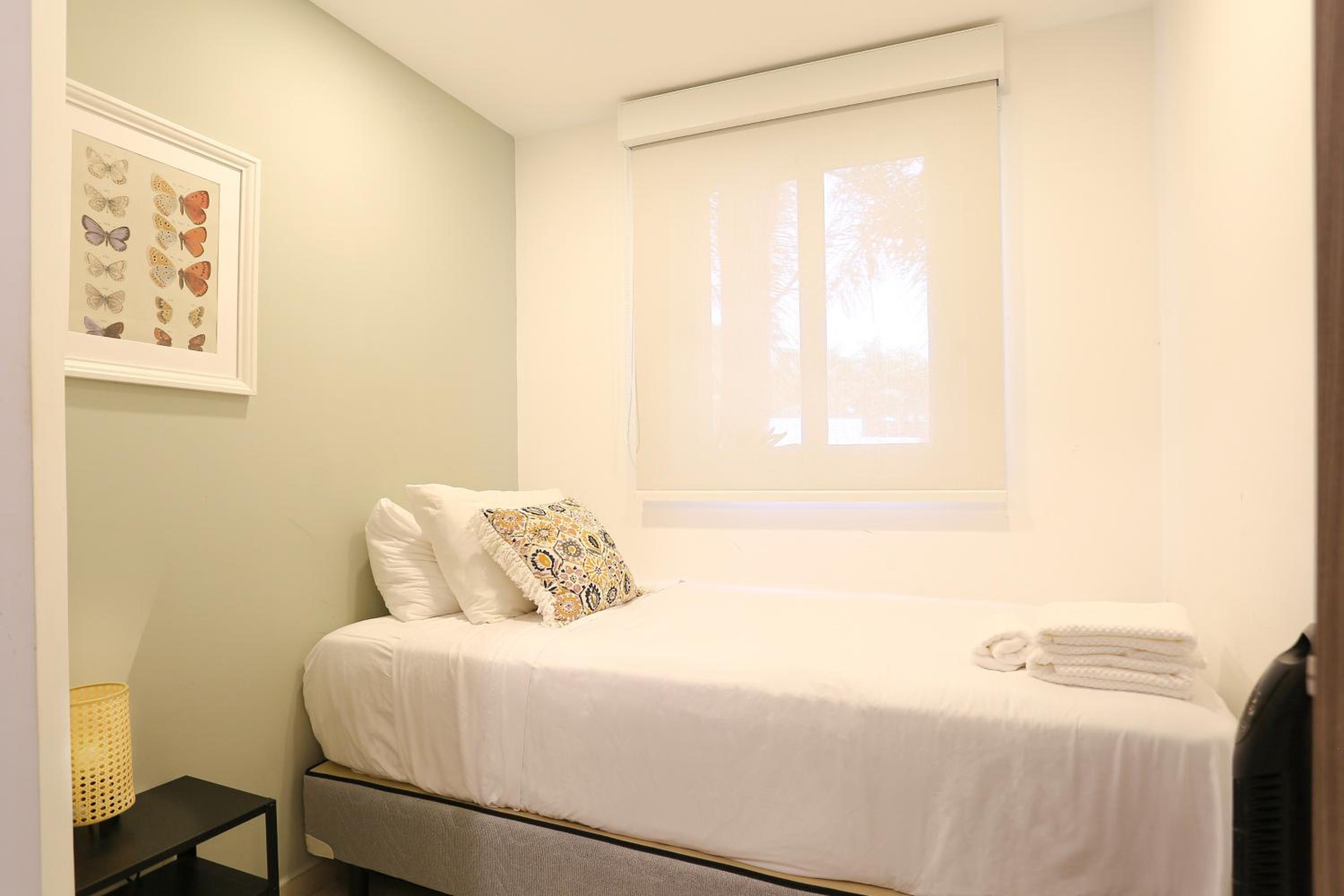 Two-Bedroom Deluxe Apartment with Garden View