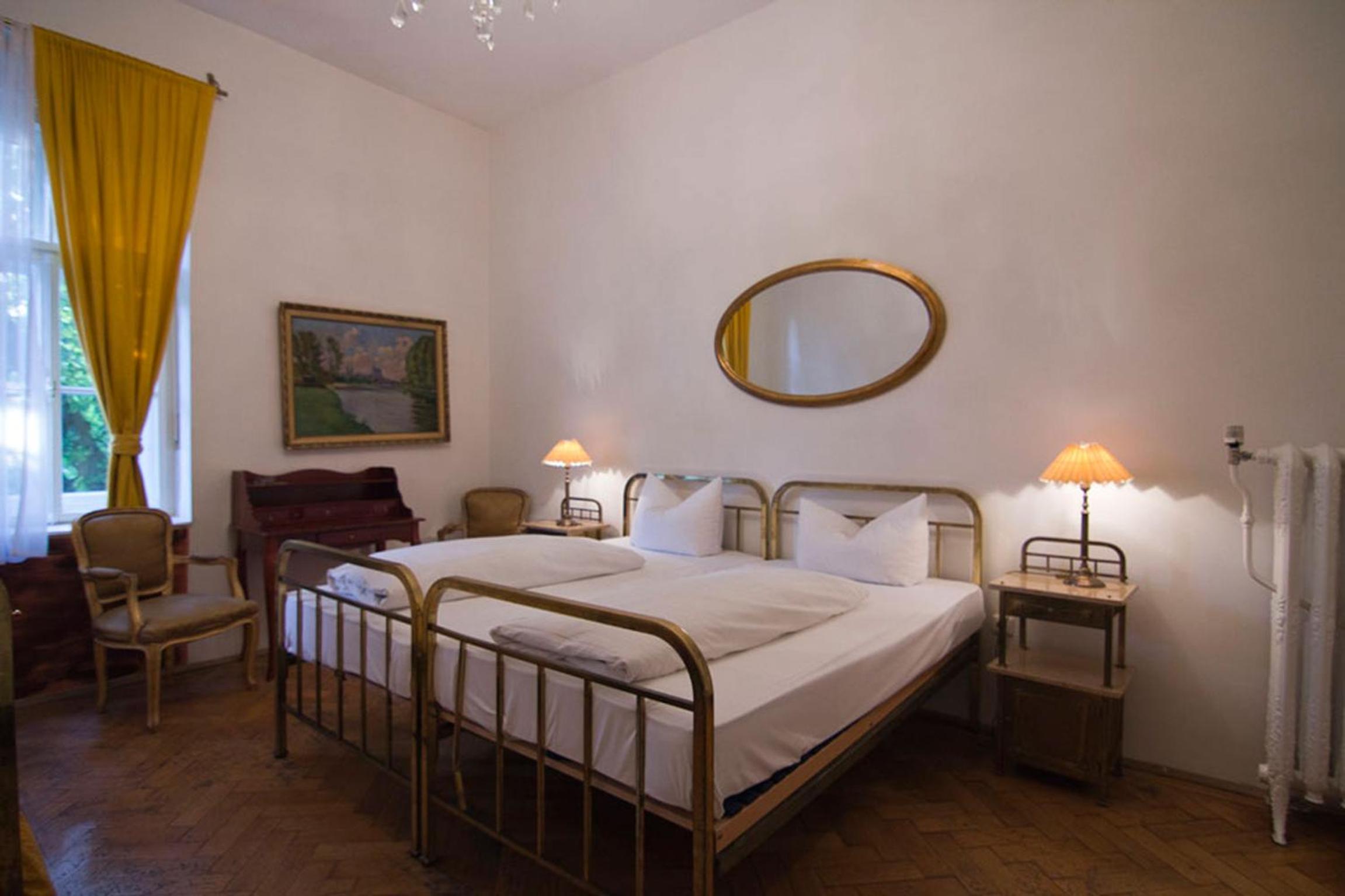 Double Room with Private External Bathroom