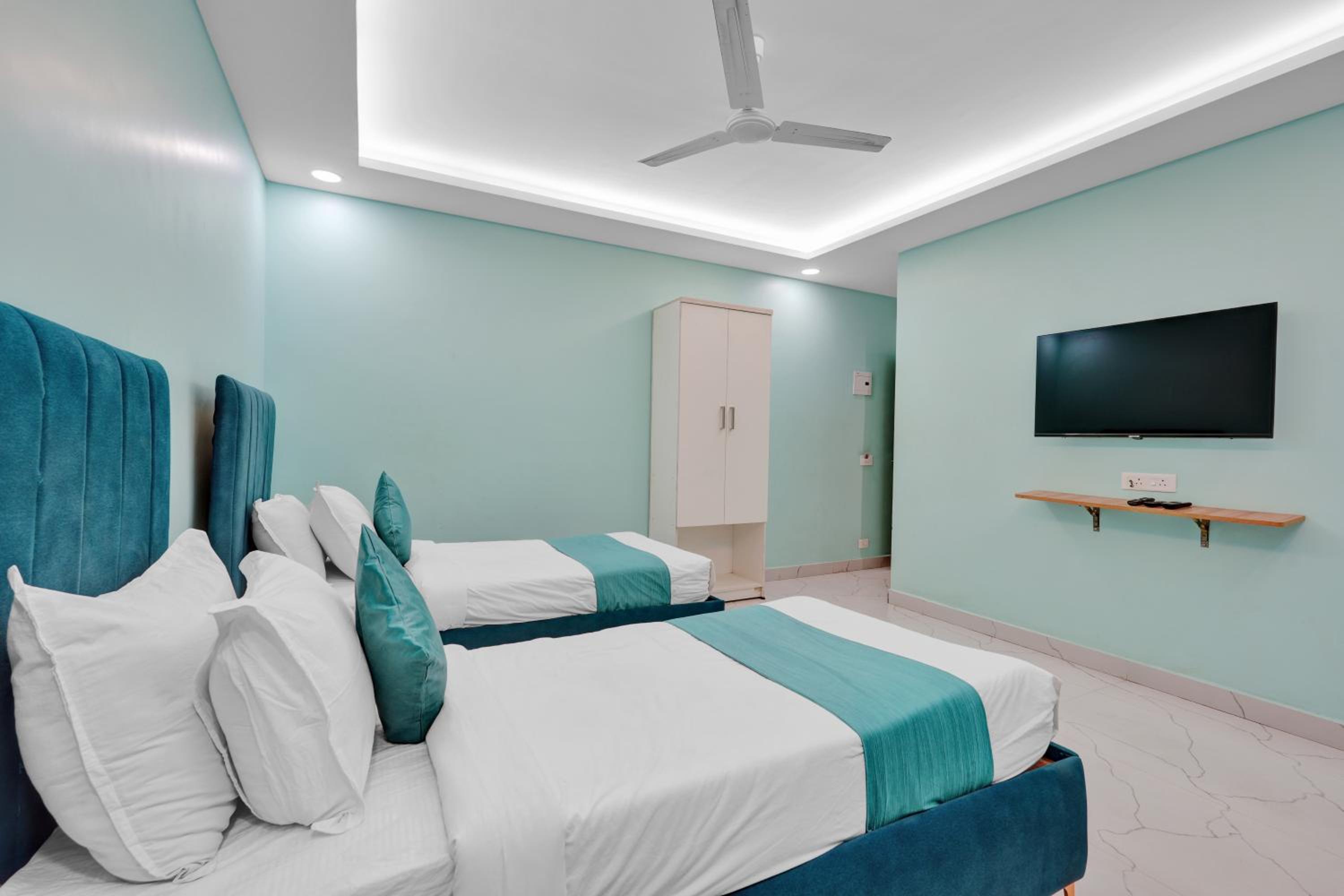 Deluxe Twin Room - Photo 5