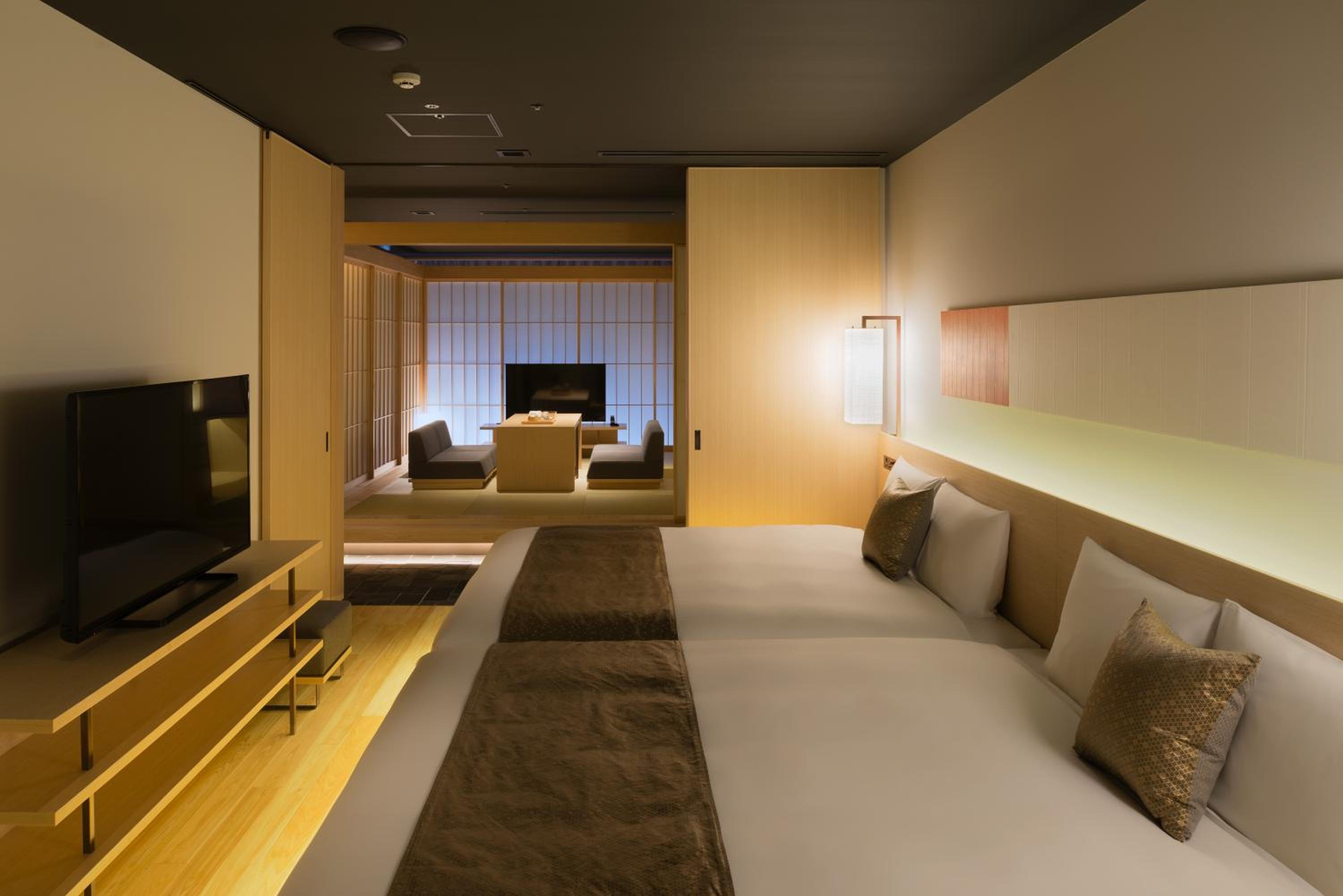 Suite Main-Building