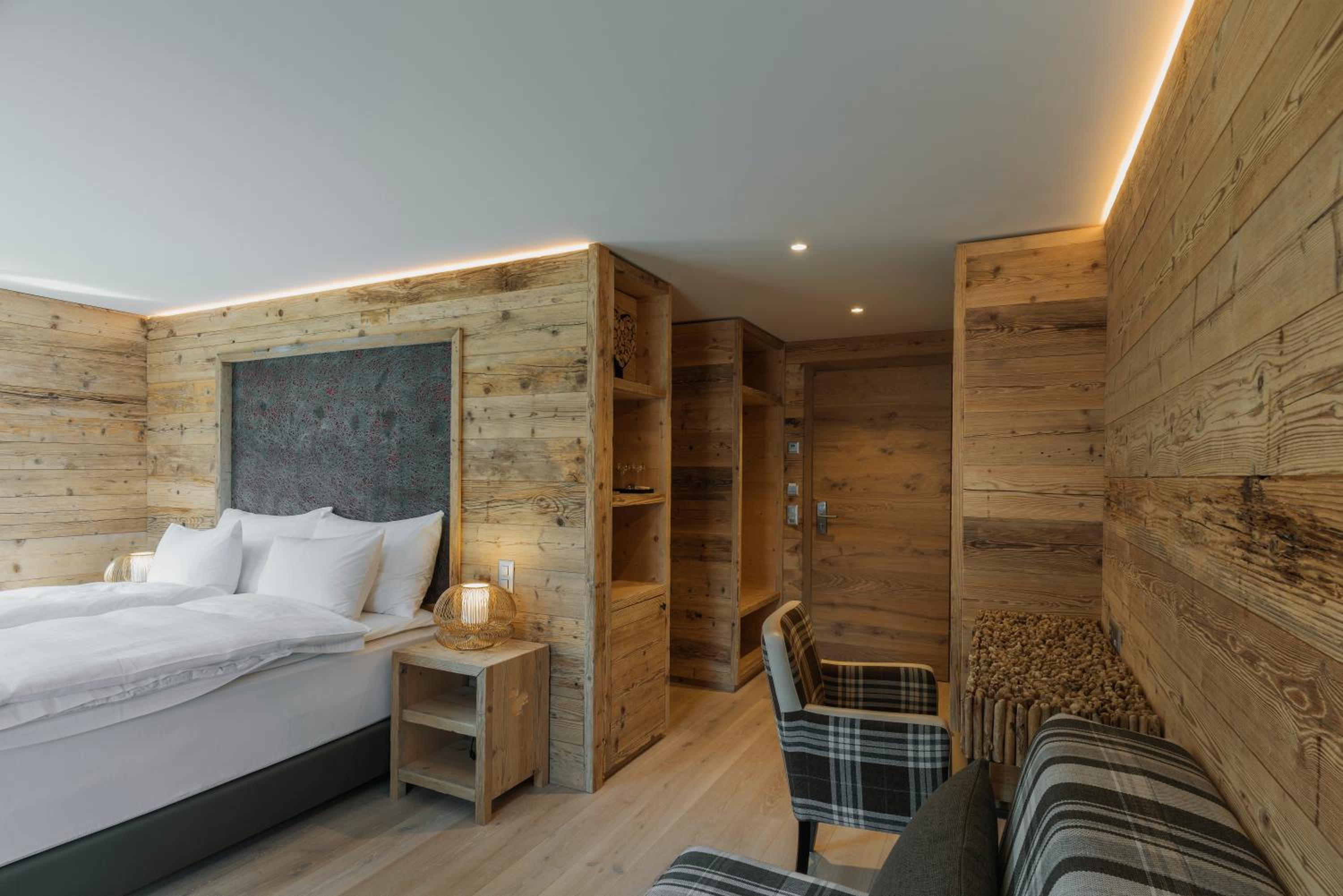 Superior Double Room - Photo 1