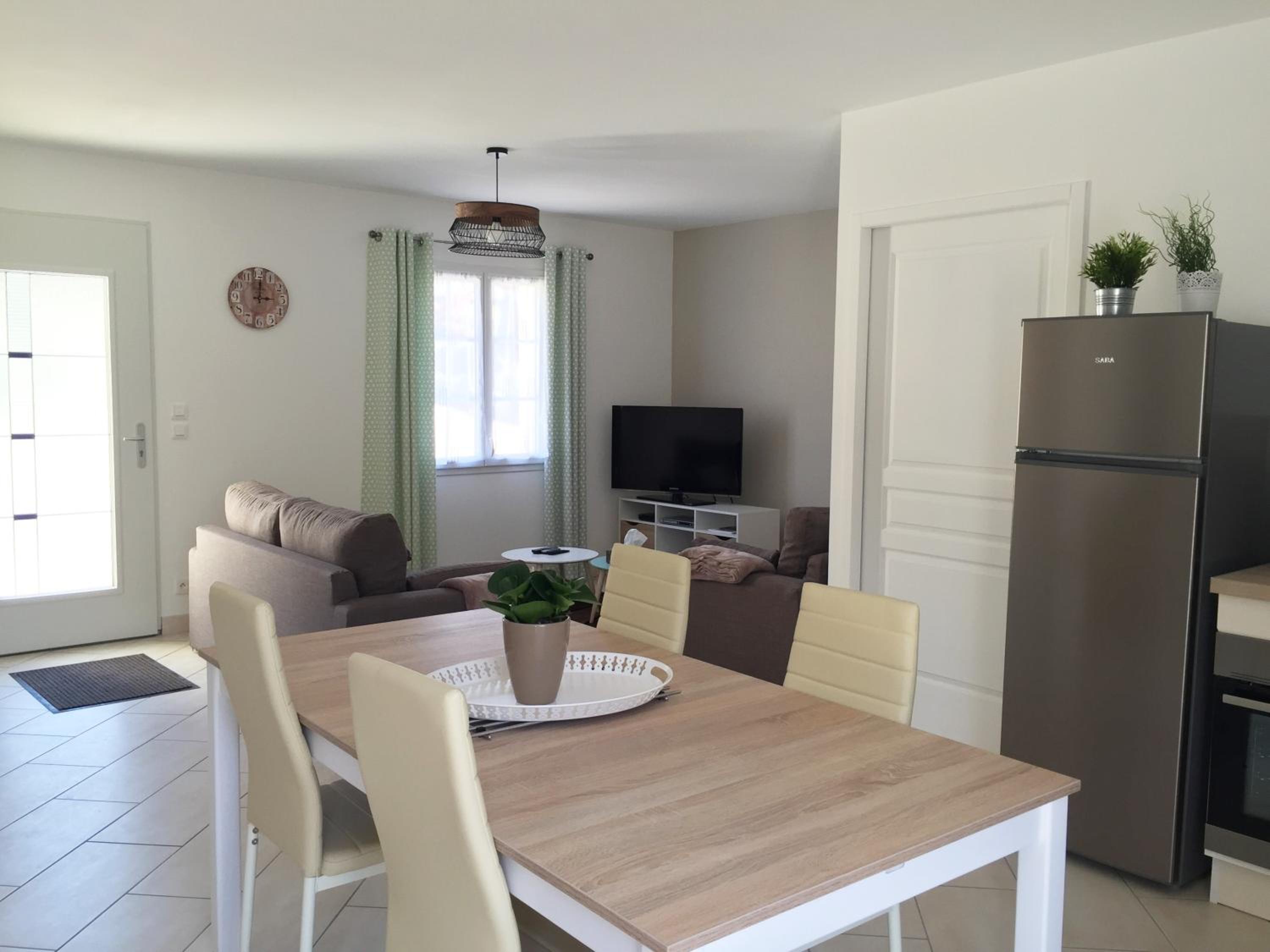 Three-Bedroom House photo 1