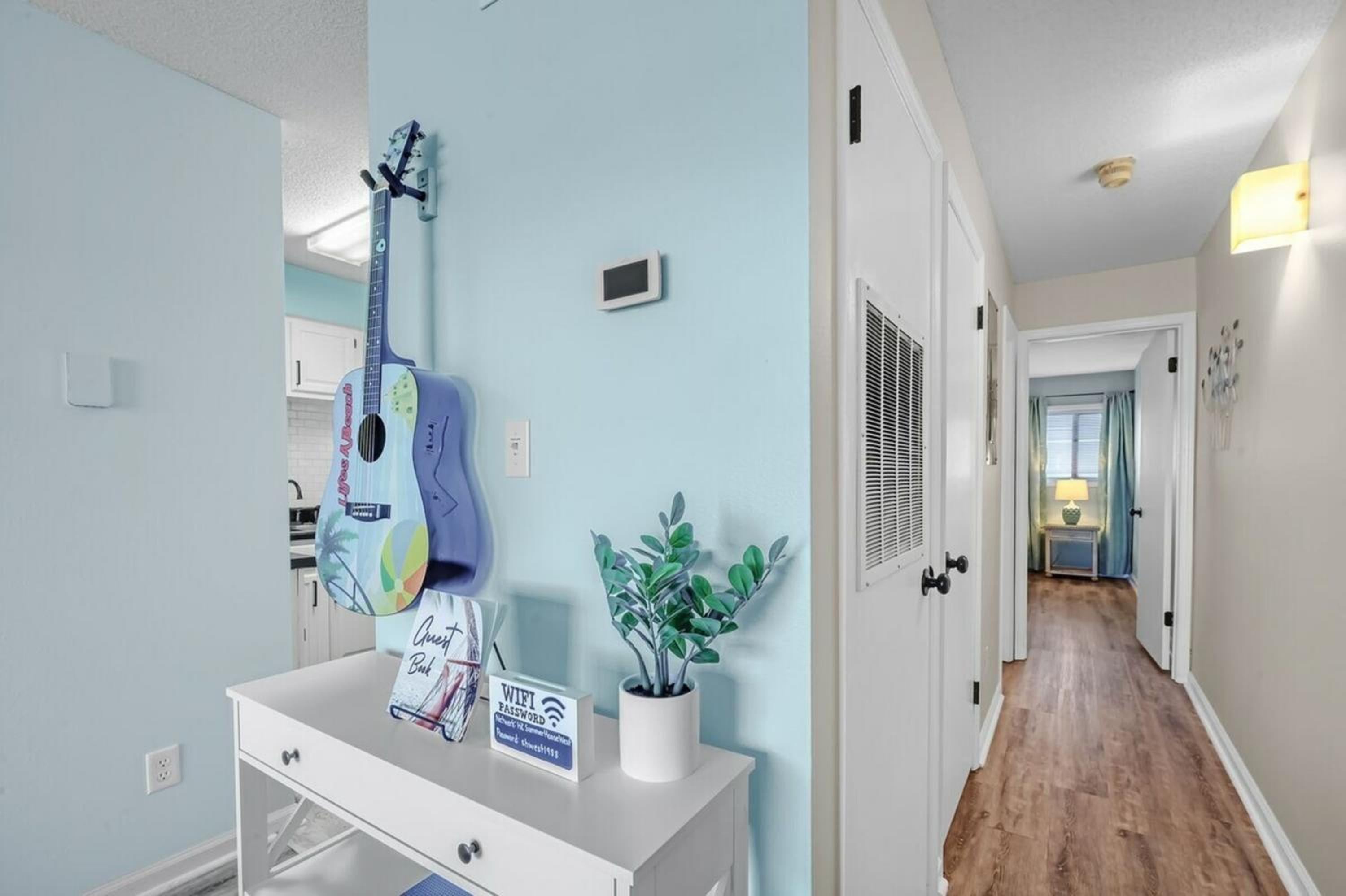 One-Bedroom Apartment with Balcony photo 1