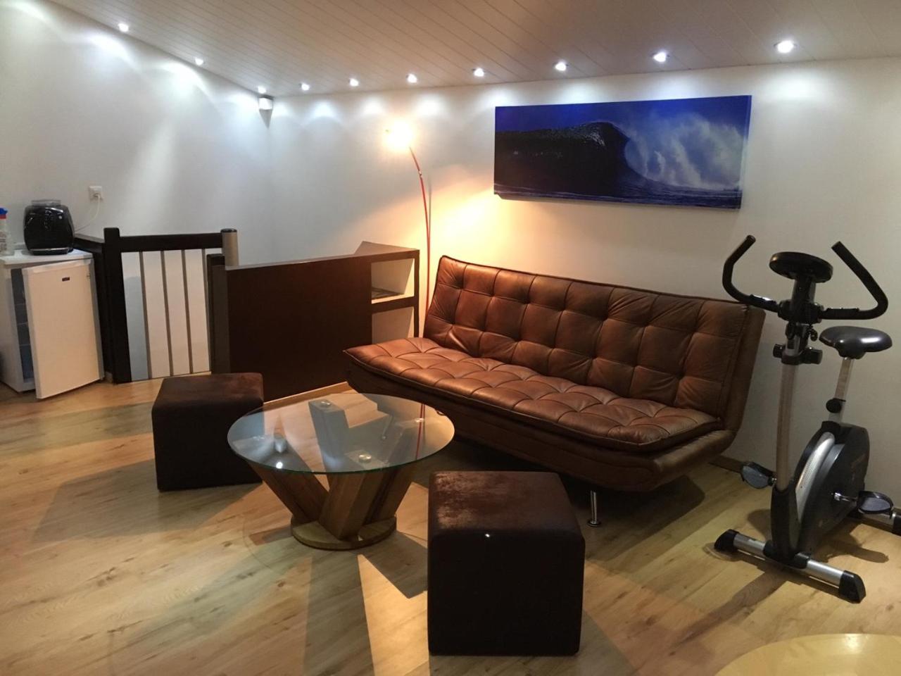 Apartment - Photo 11