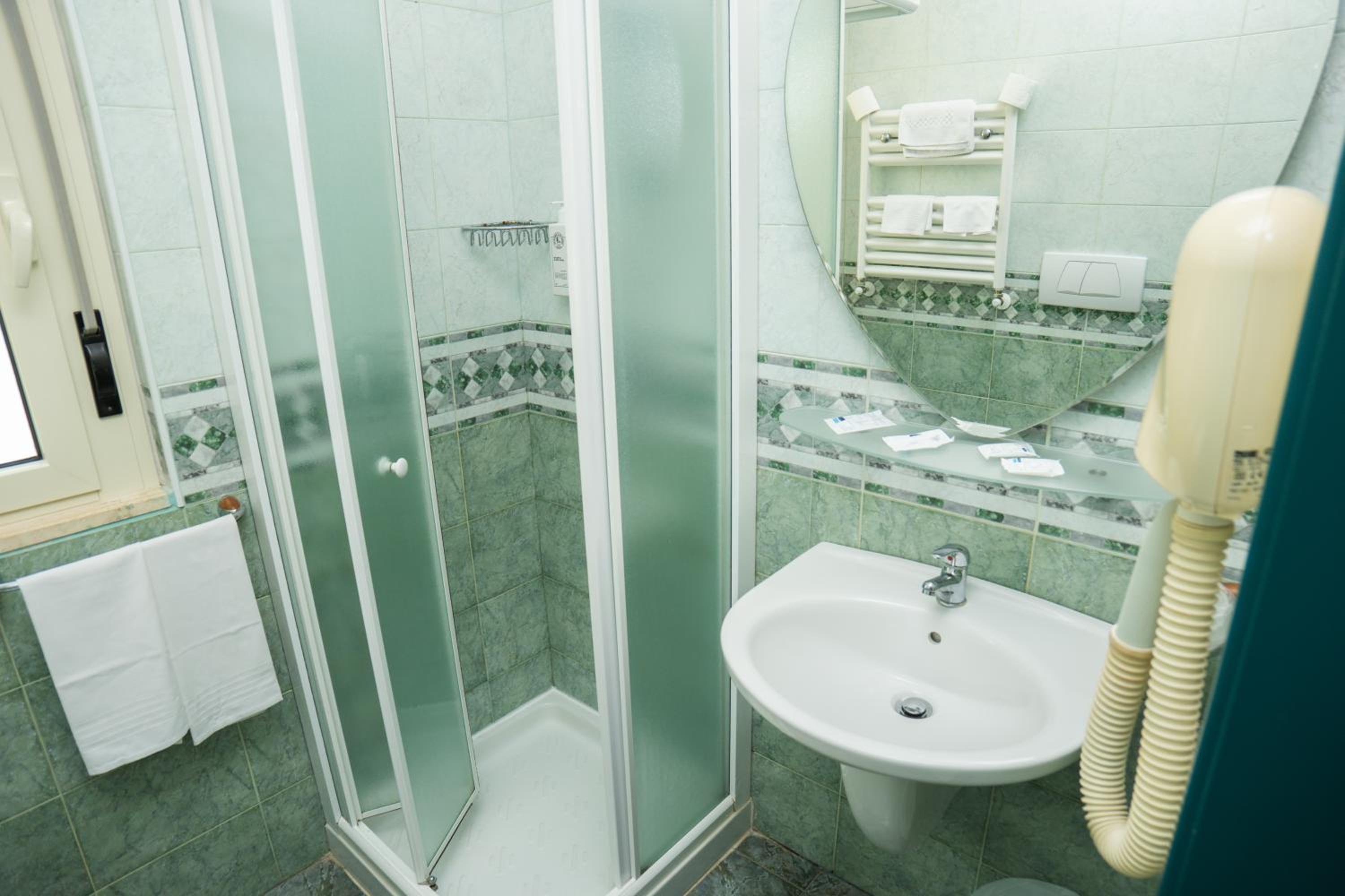 Economy Single Room with balcony dependance