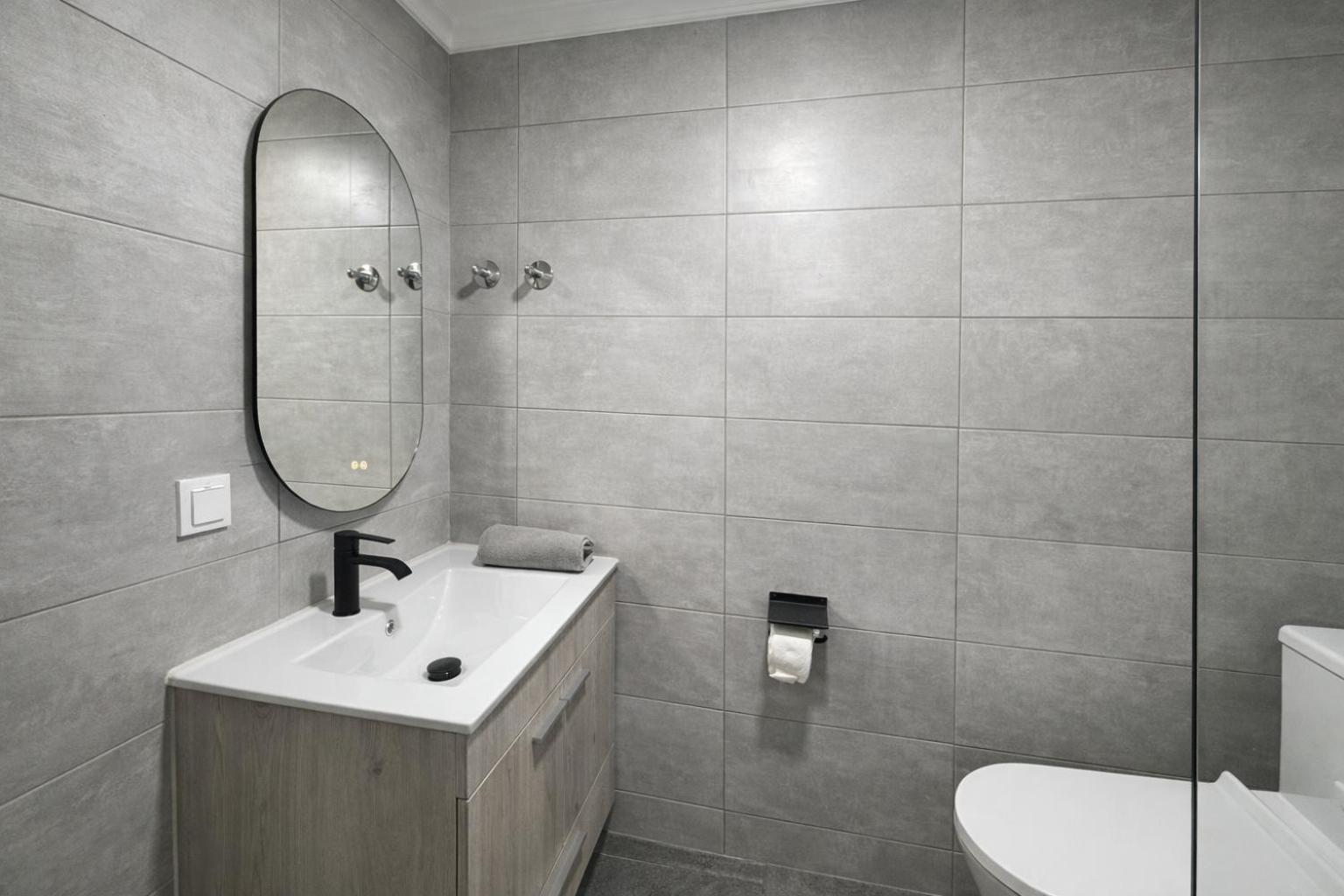 Single Room with Bathroom