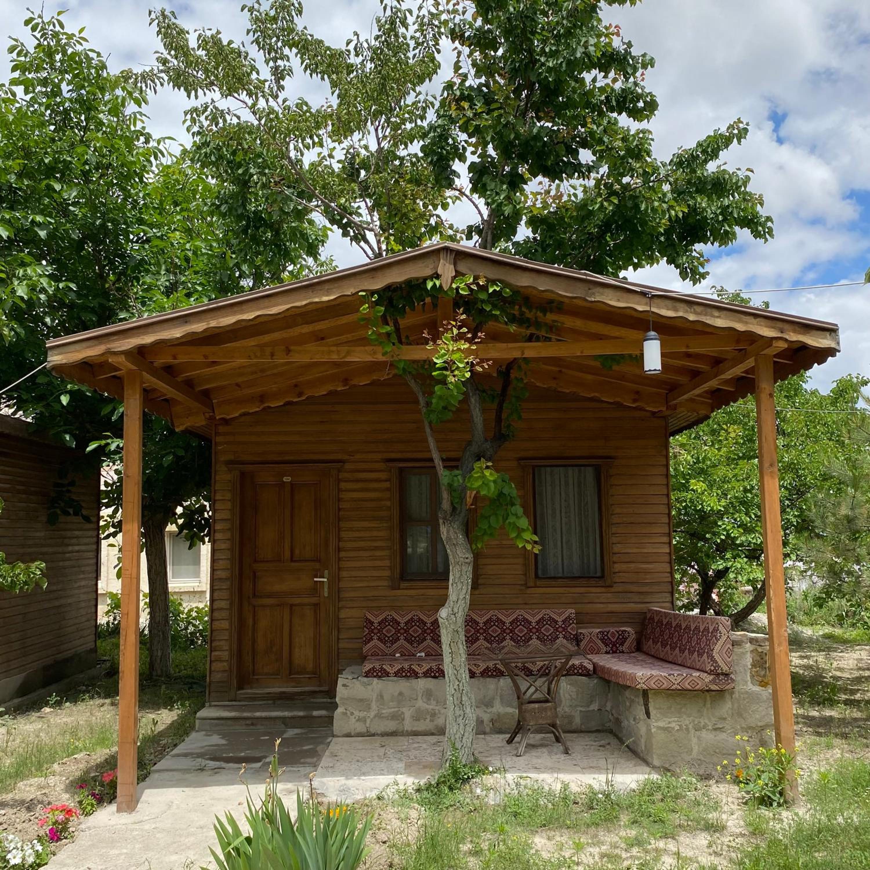 Bungalow with Garden View photo 1