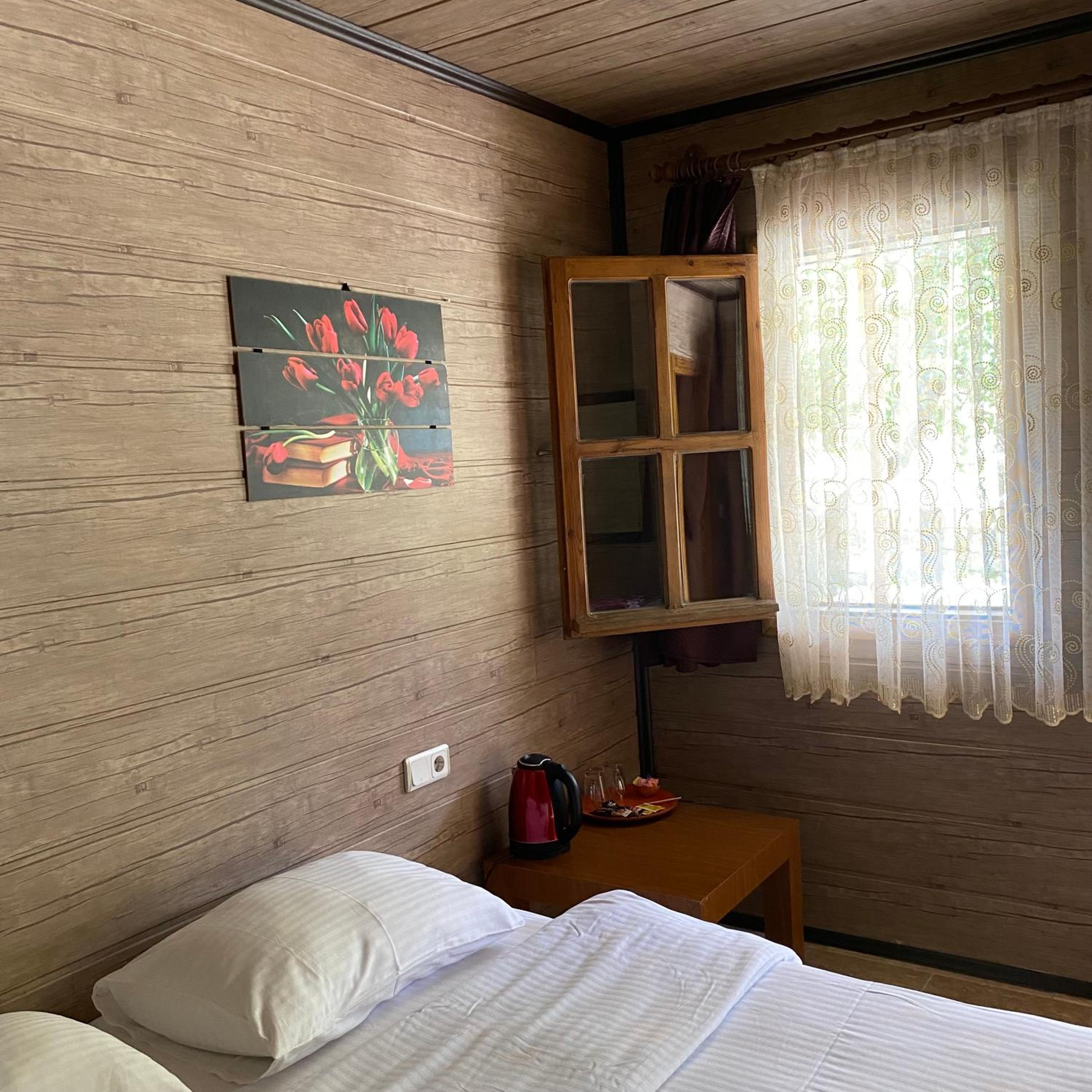 Bungalow with Garden View photo 3
