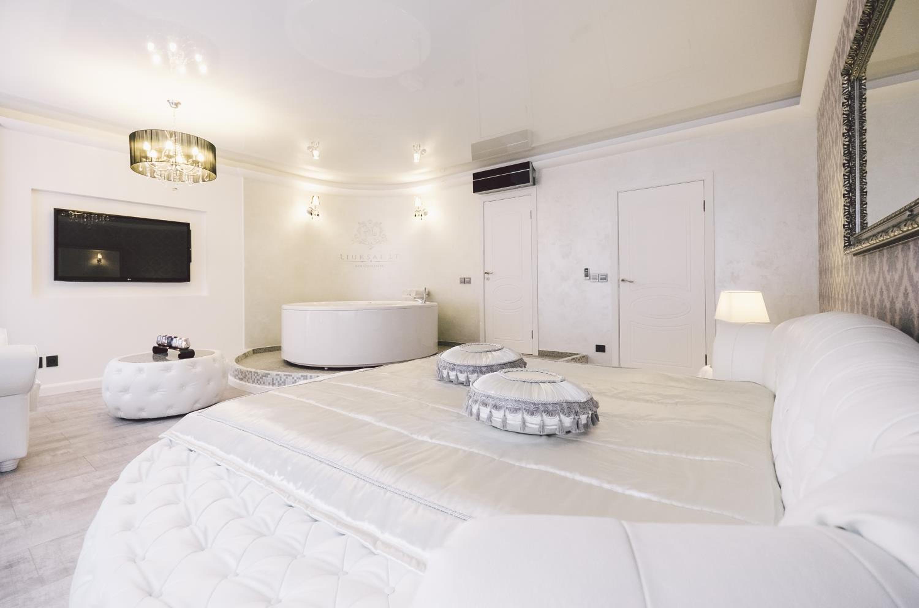 Apartment - Photo 15