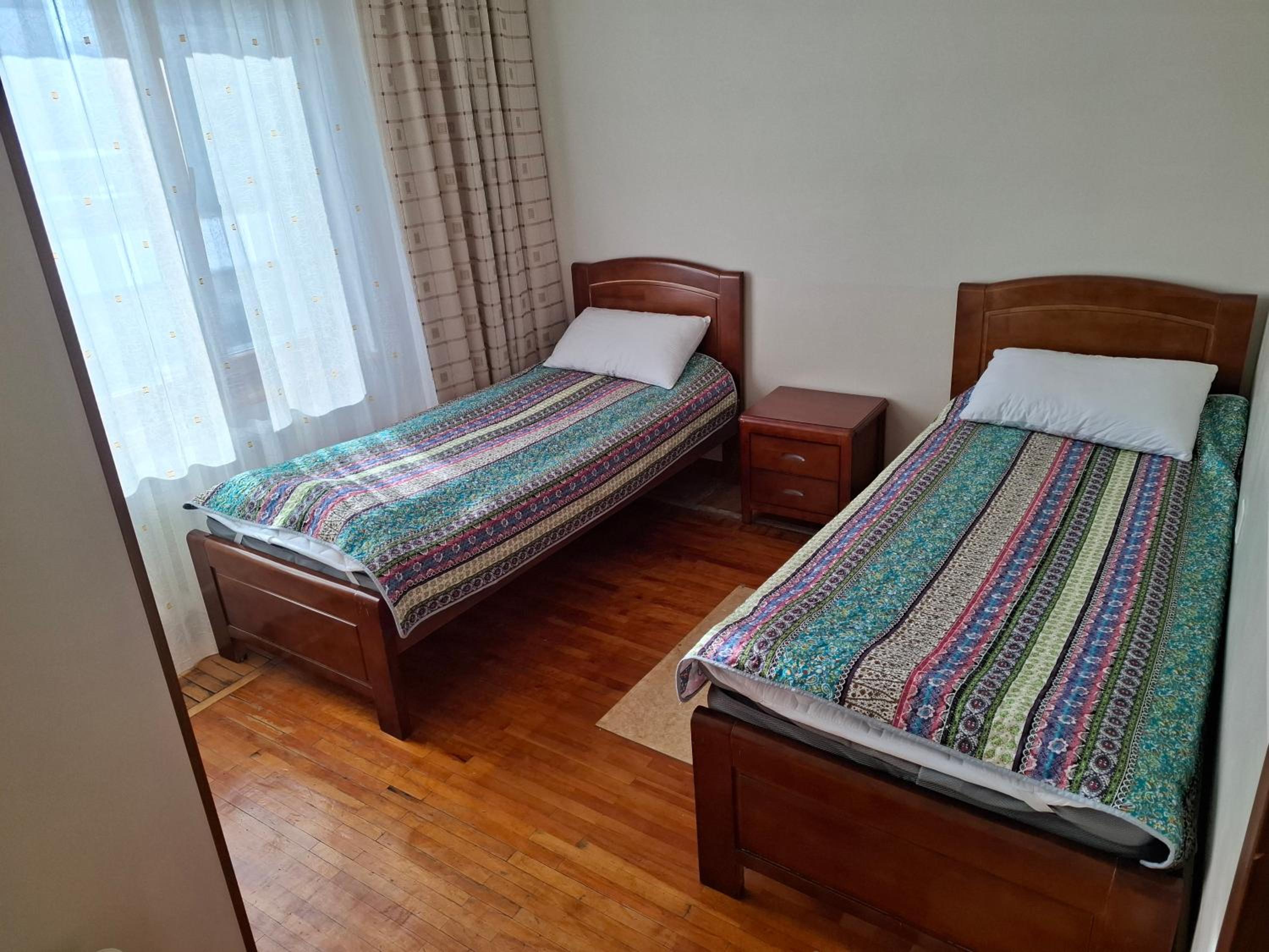 Large Twin Room photo 2