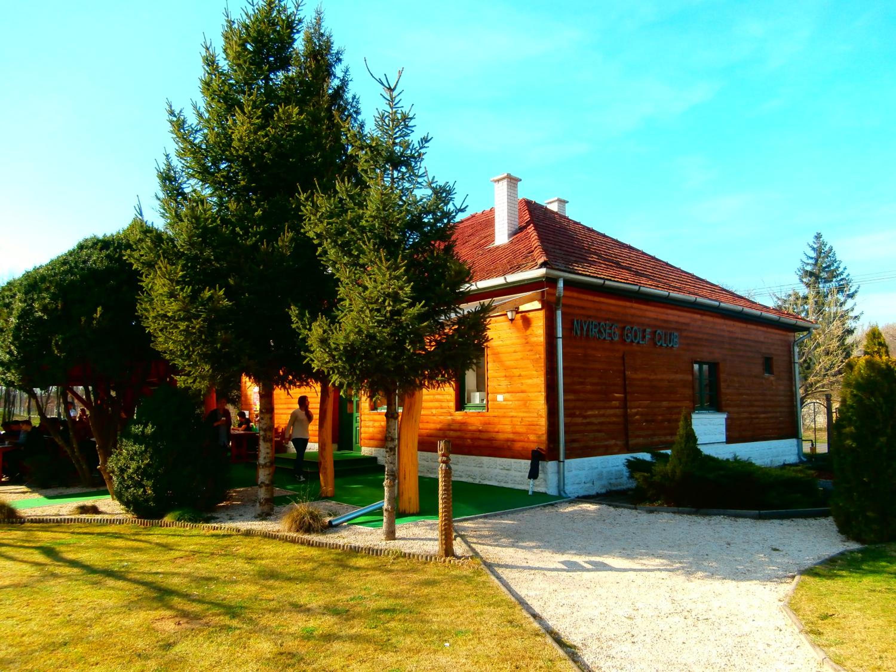 Three-Bedroom House photo 1