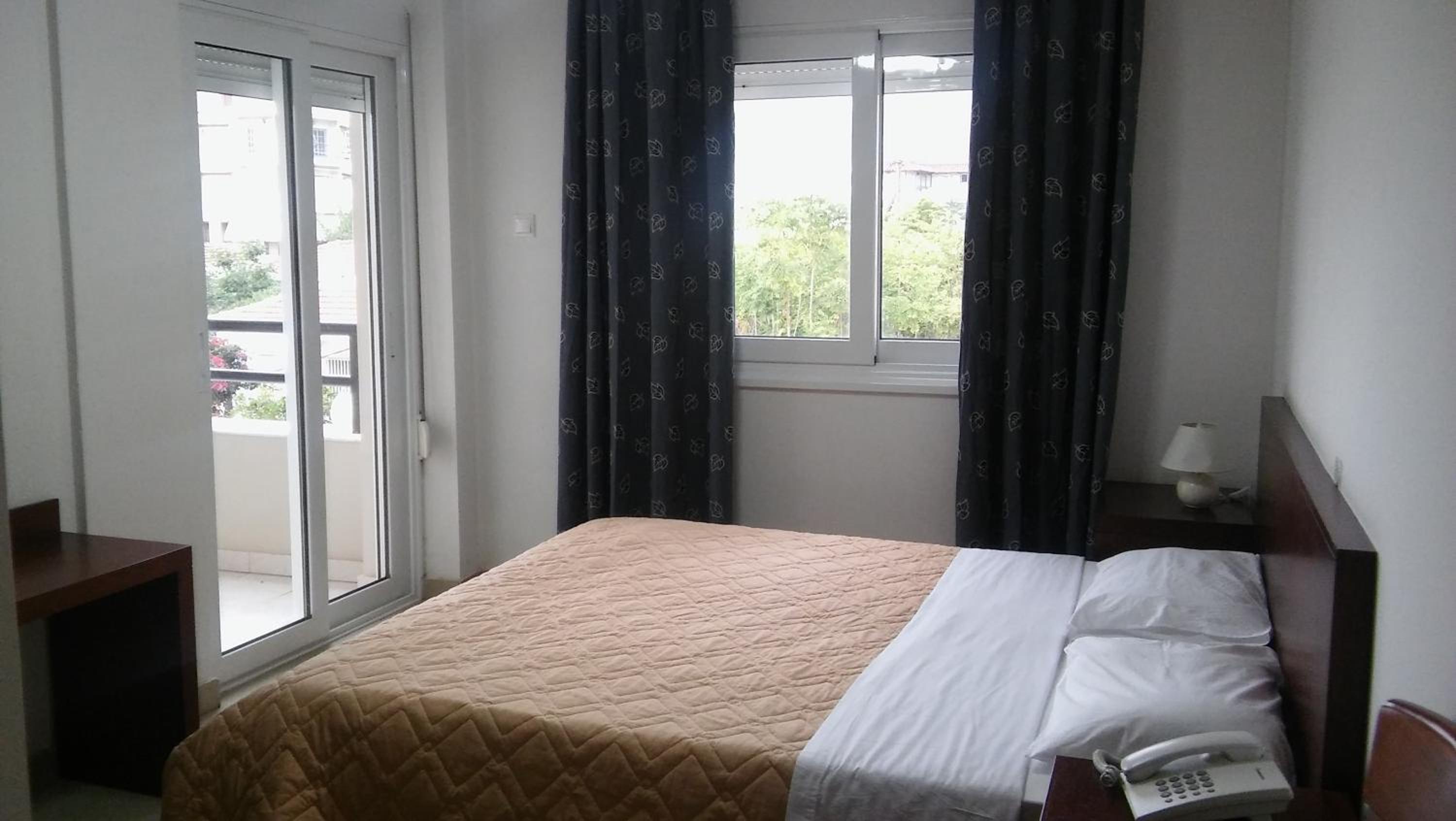 Double or Twin Room - Photo 6