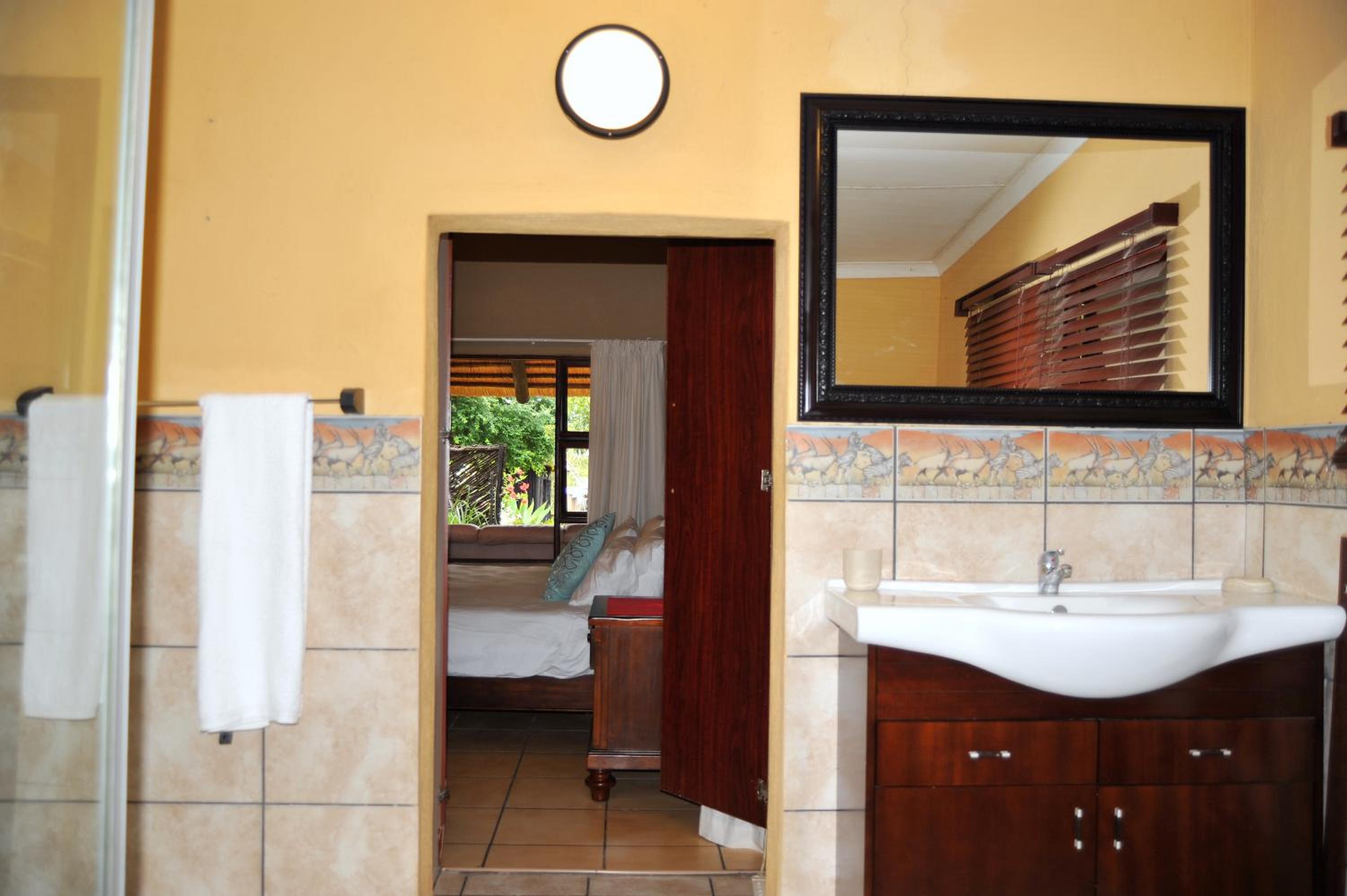 King Room with Garden View photo 3