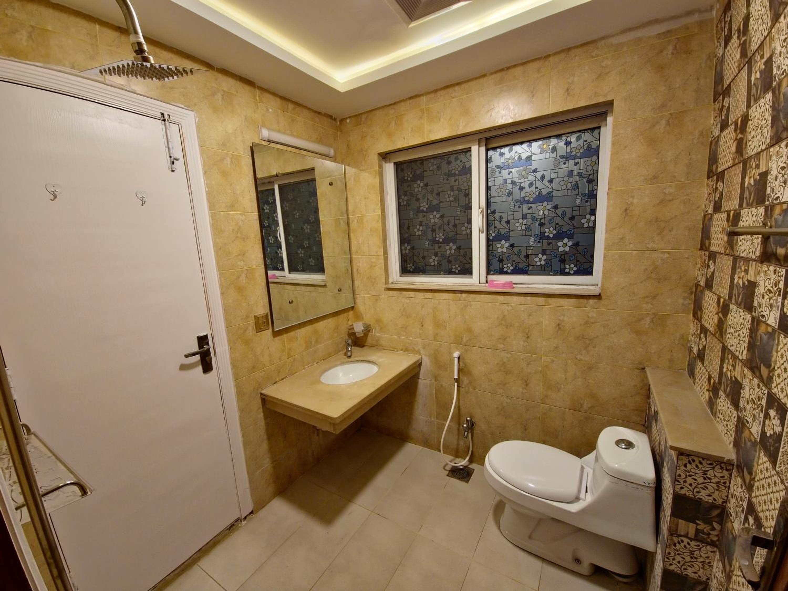 Deluxe Family Suite photo 1