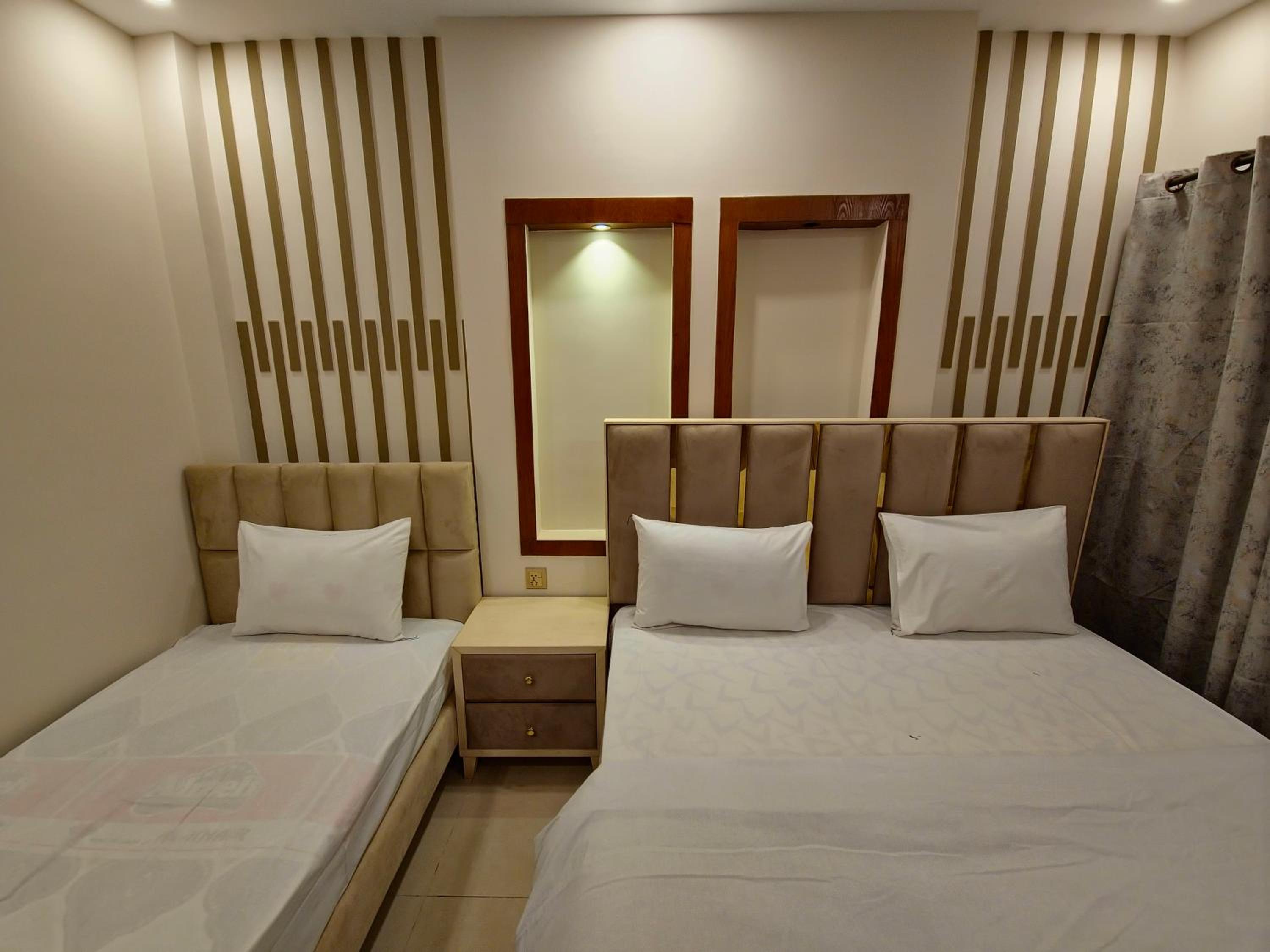 Luxury Triple Room photo 3