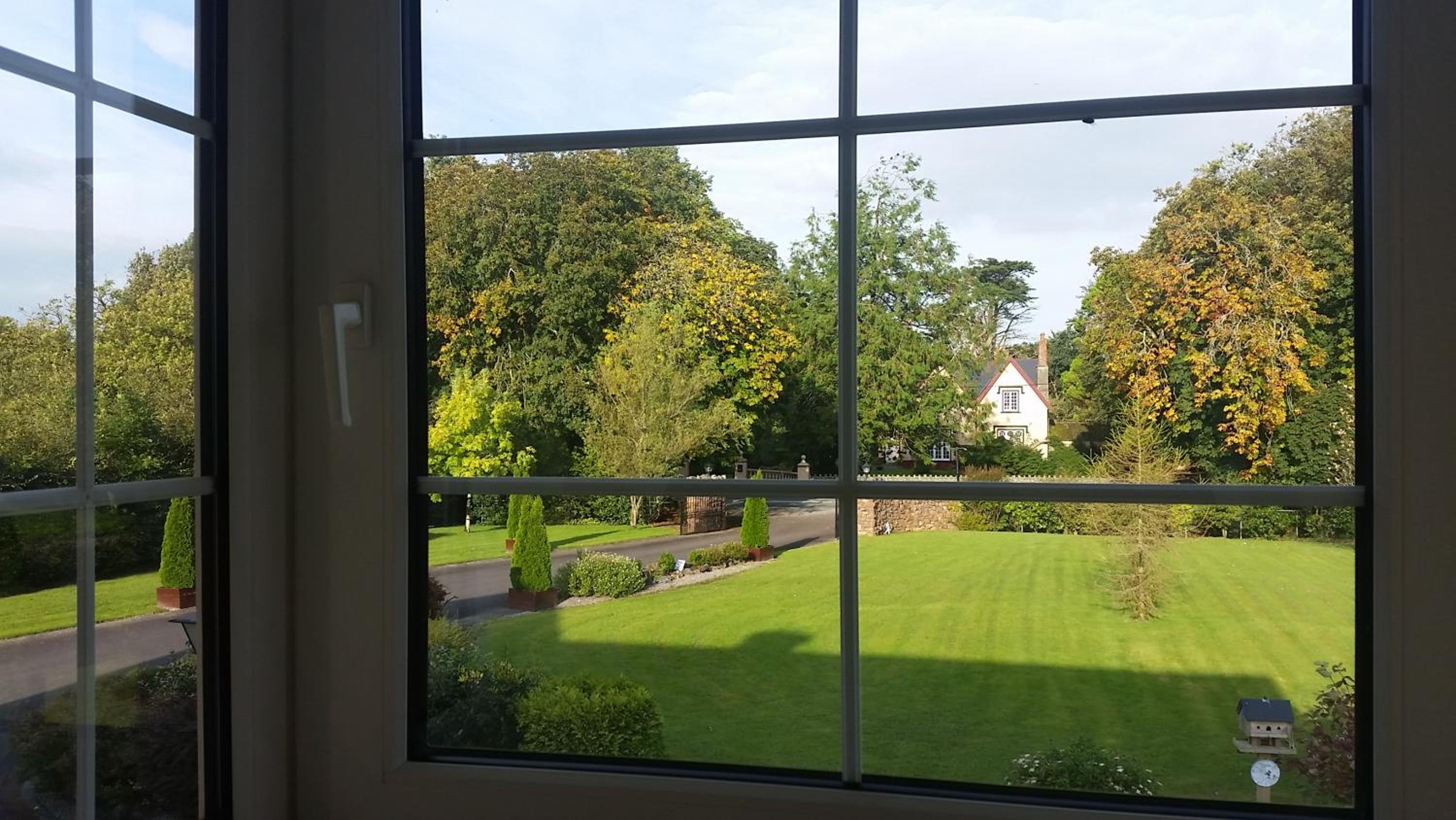 Double Room with Garden View - Photo 2