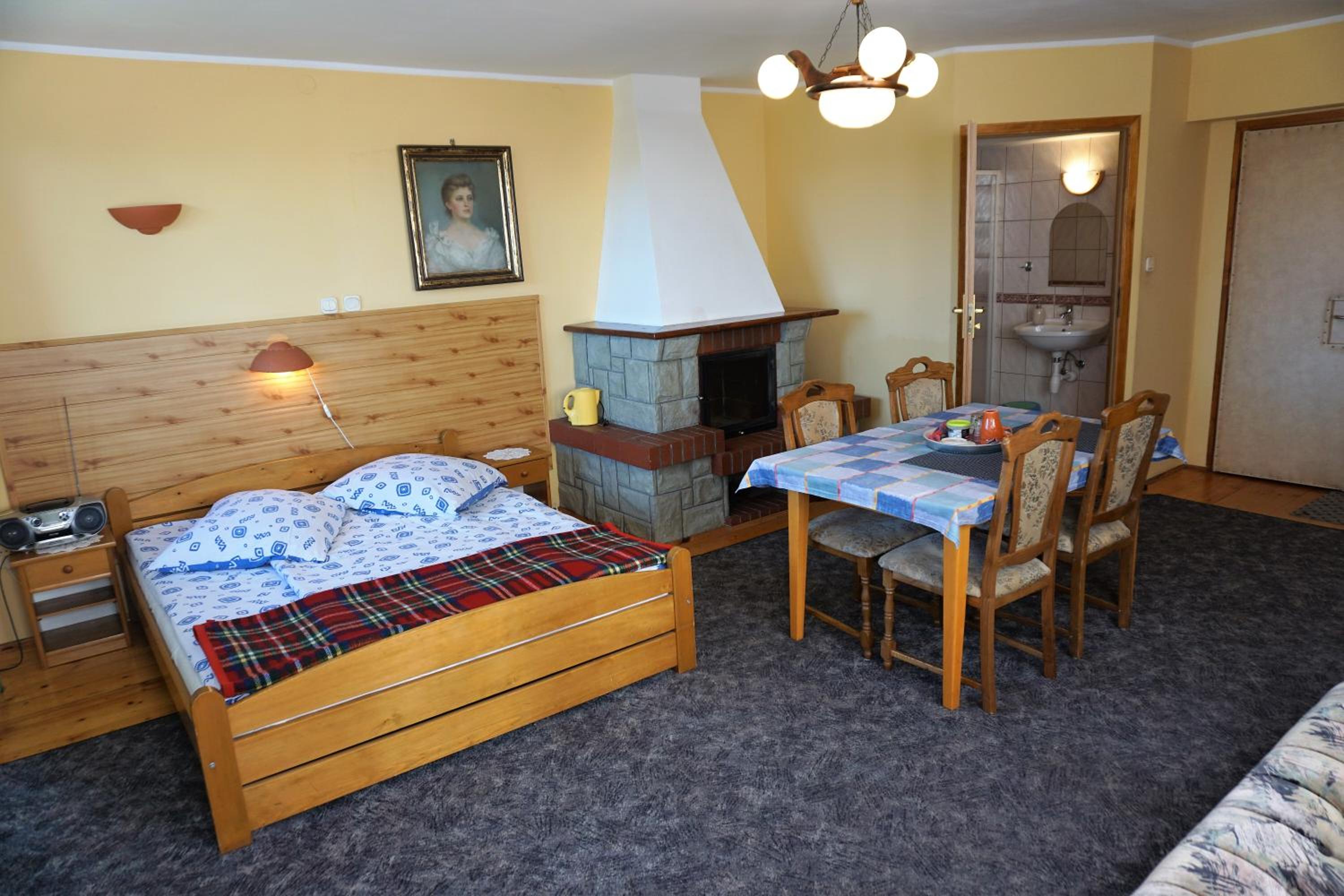 Family Room with Terrace photo 1