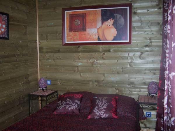 Two-Bedroom House - Photo 5