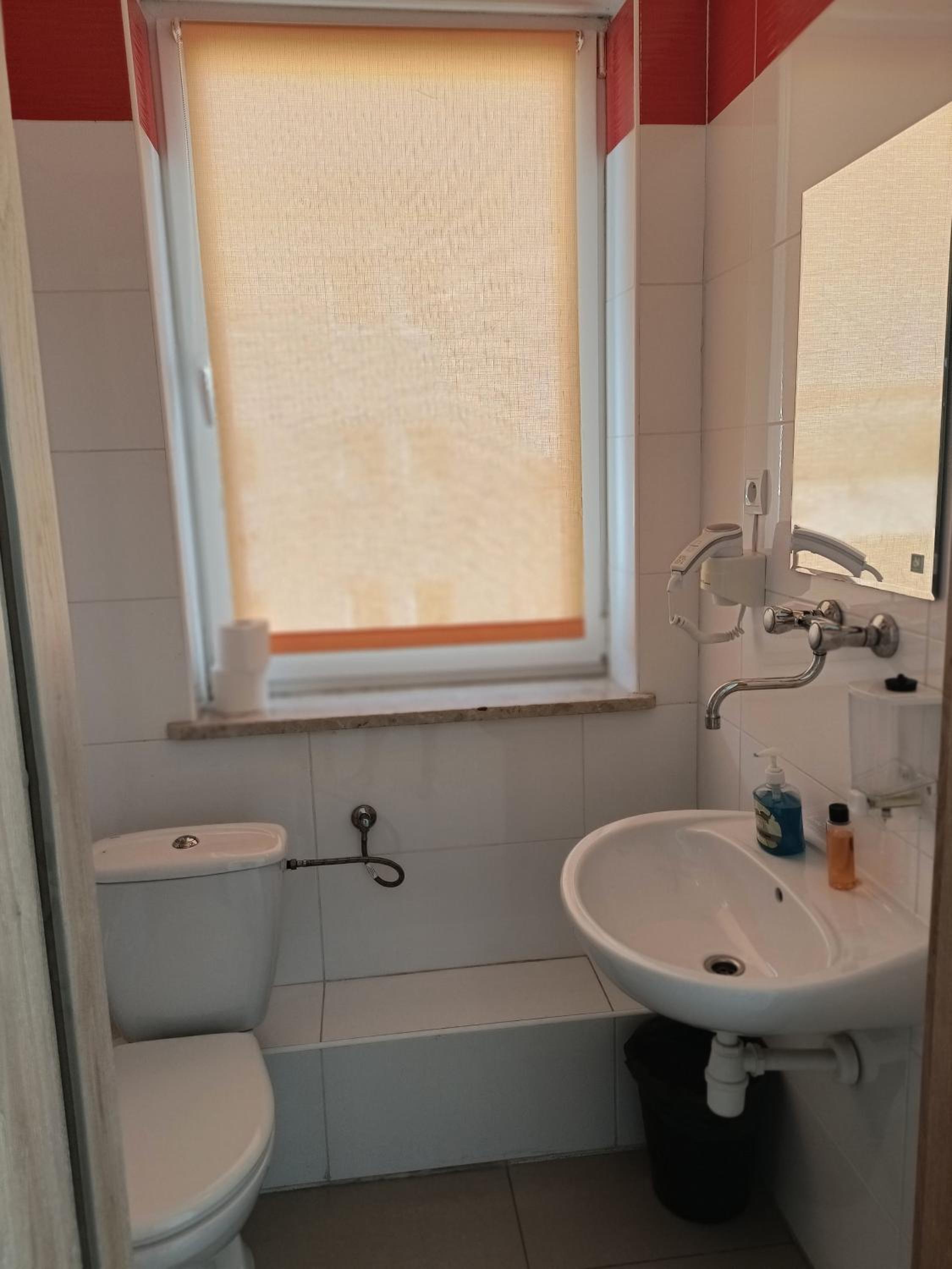 Large Single Room