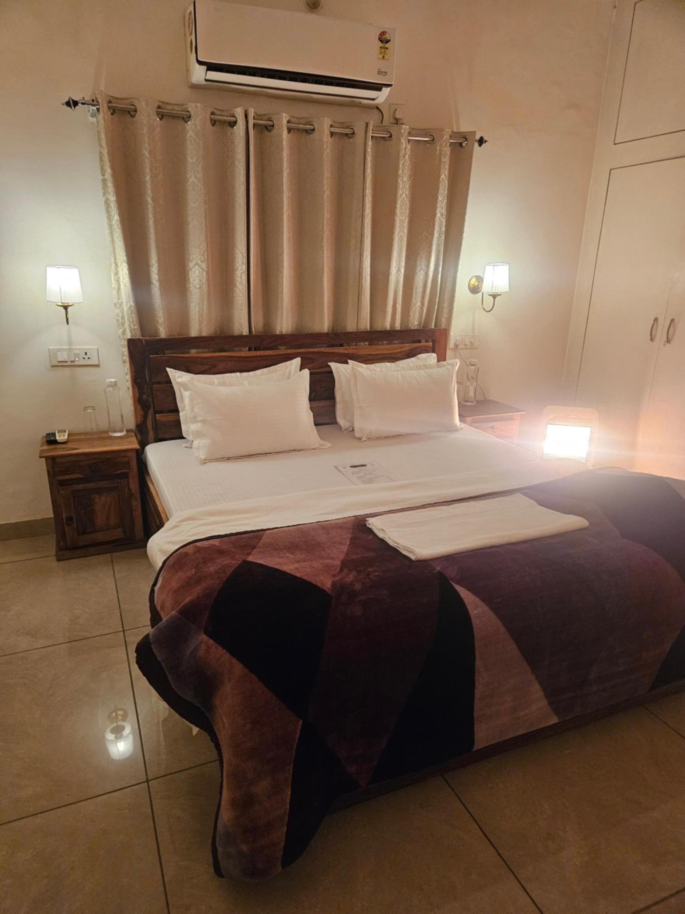 Deluxe Double Room photo 2