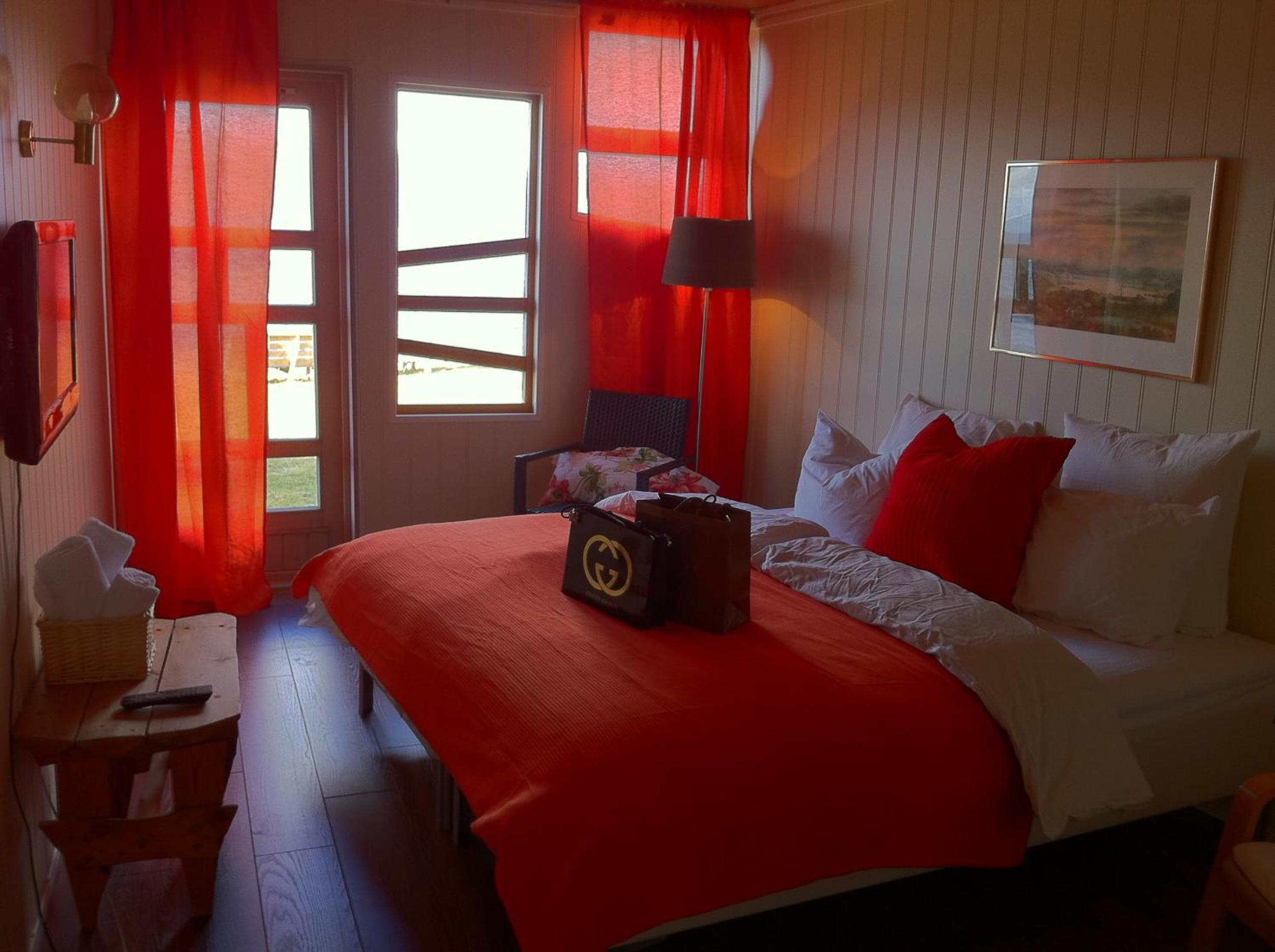 Double or Twin Room photo 2