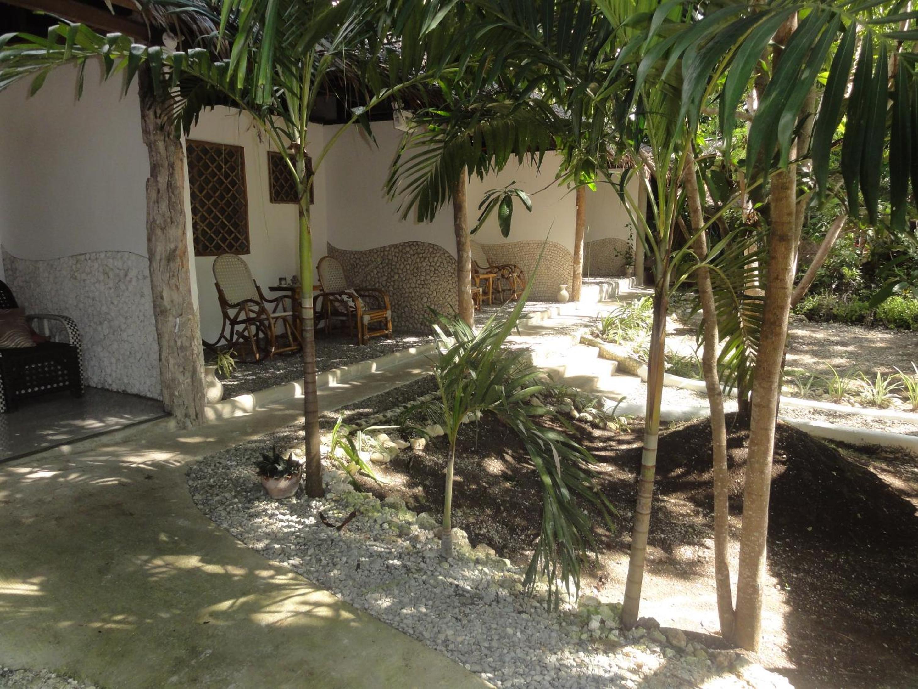 Resort View Room - Photo 6