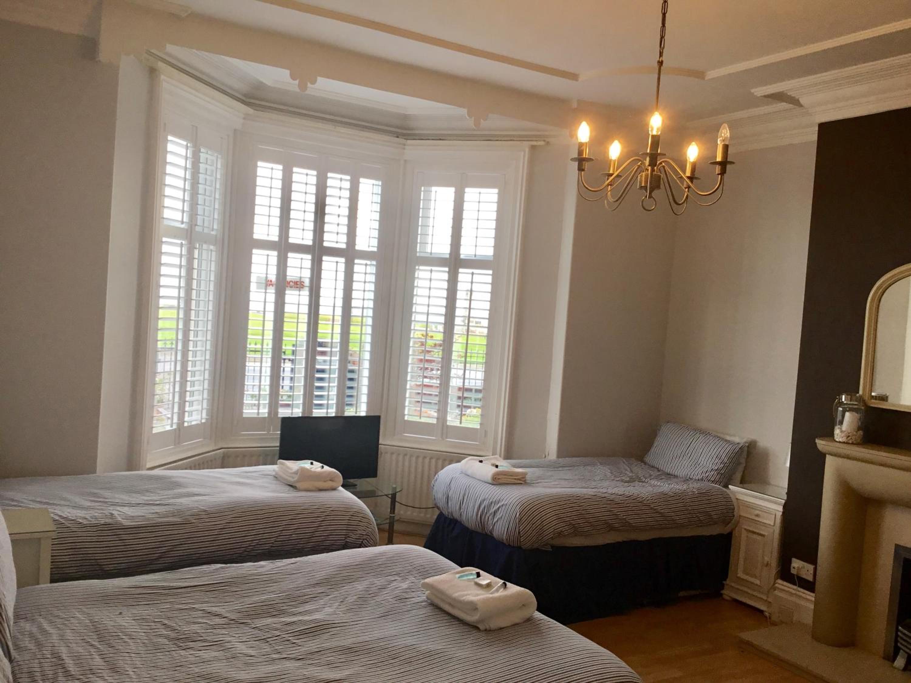 Family Room with Sea View photo 2