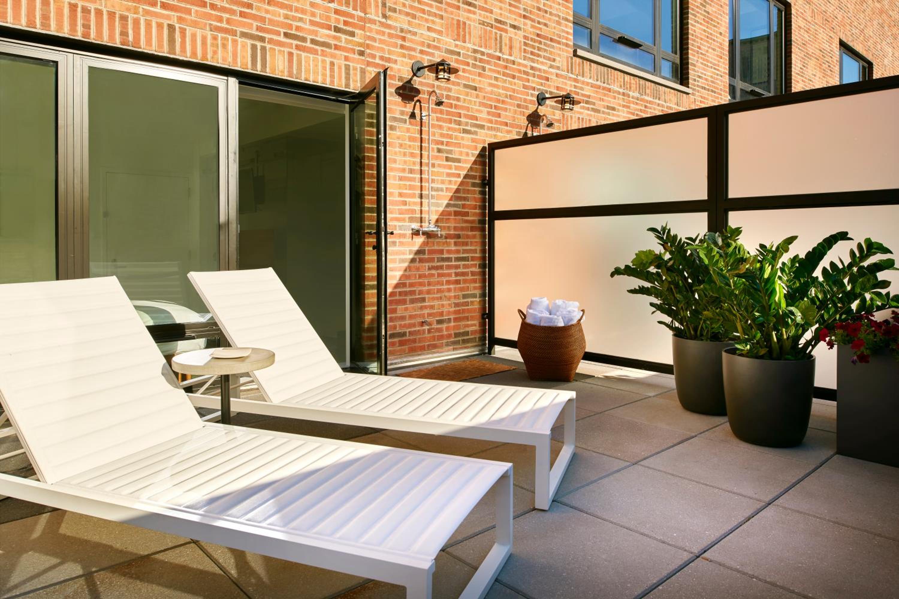 Terrace Twin thumbnail 5