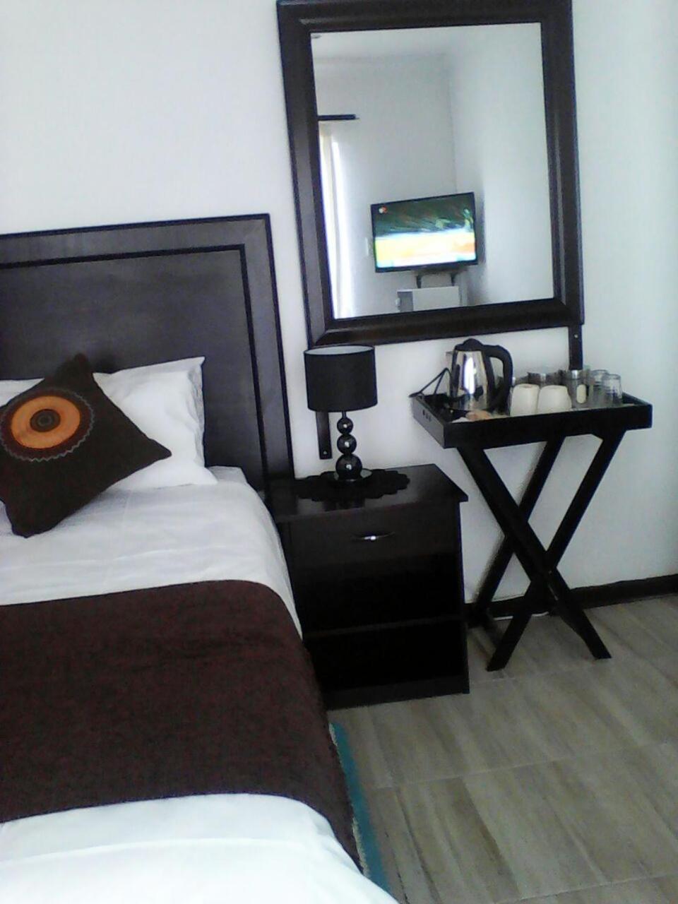 Queen Room