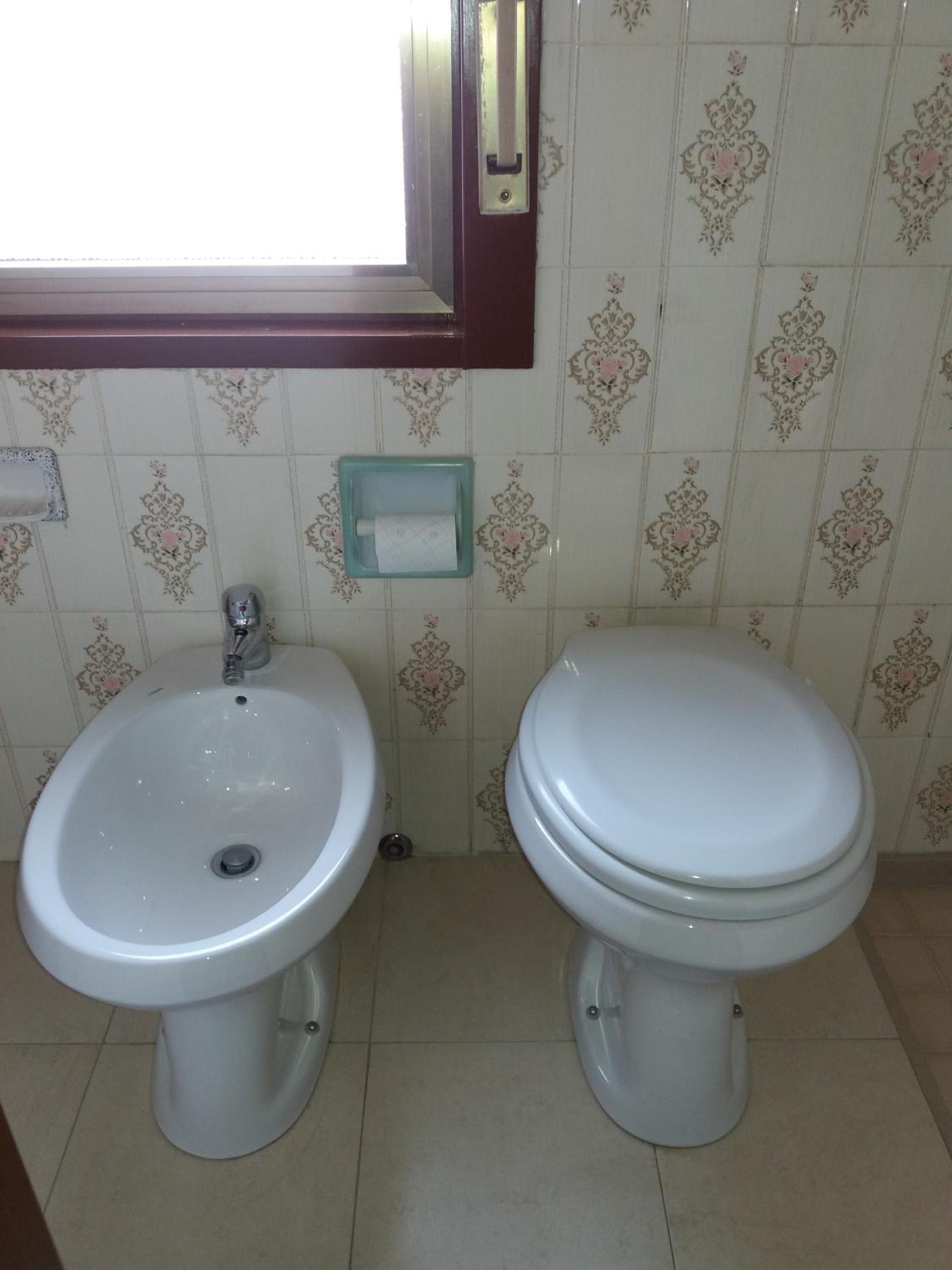 Double Room with Balcony - Photo 4