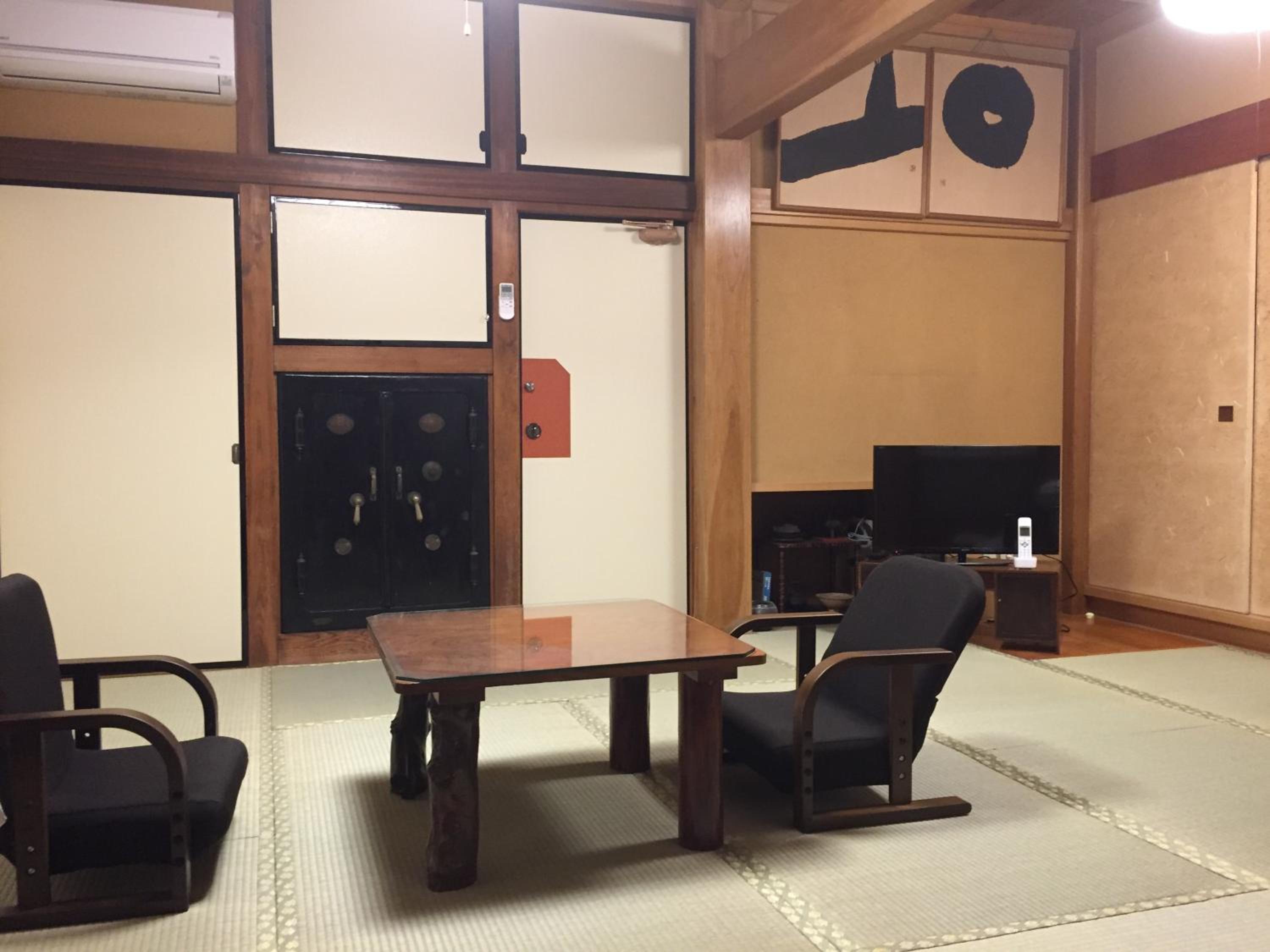 Japanese-Style Room with Garden View 102 photo 3