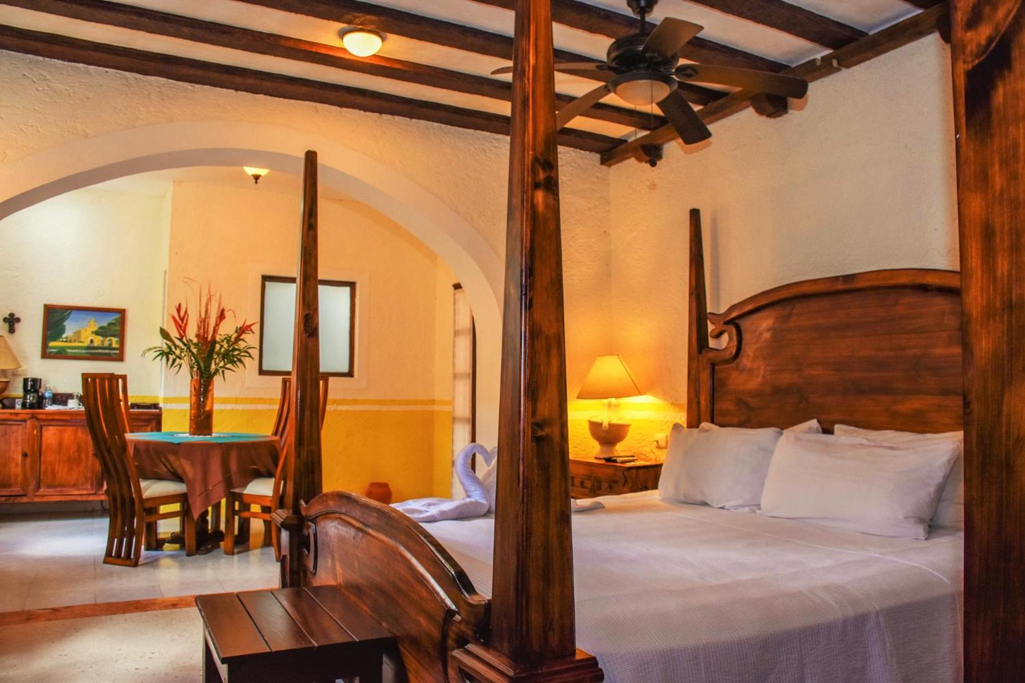 Honeymoon Suite photo 3