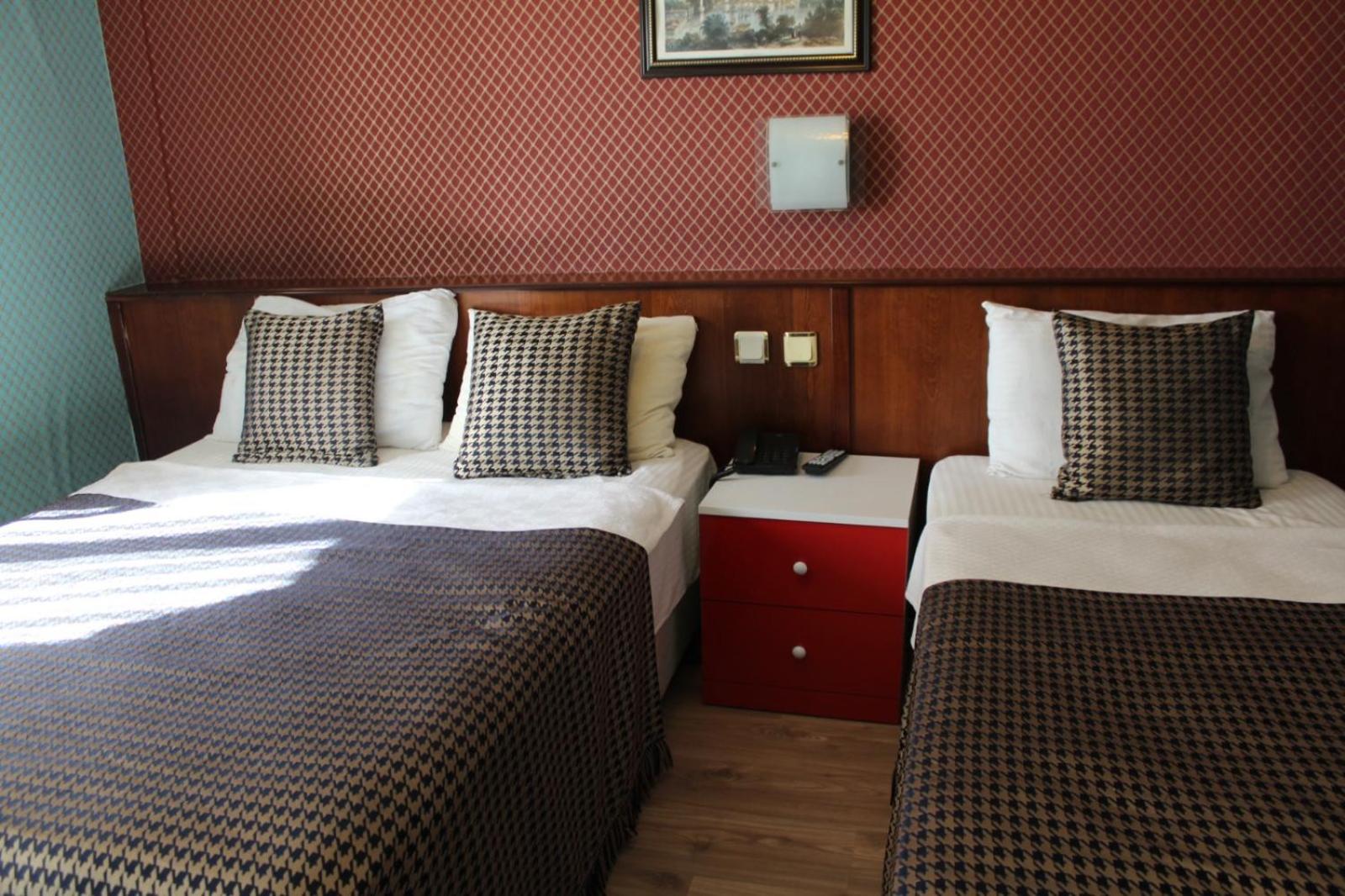 Standard Twin Room photo 2