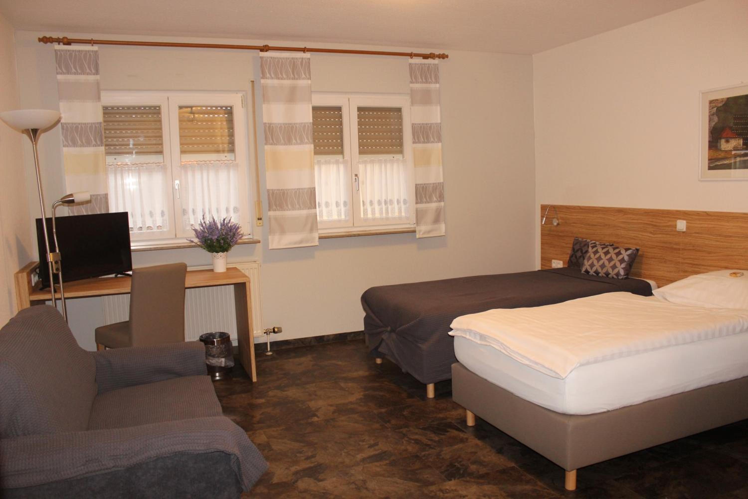 Triple Room - Photo 1
