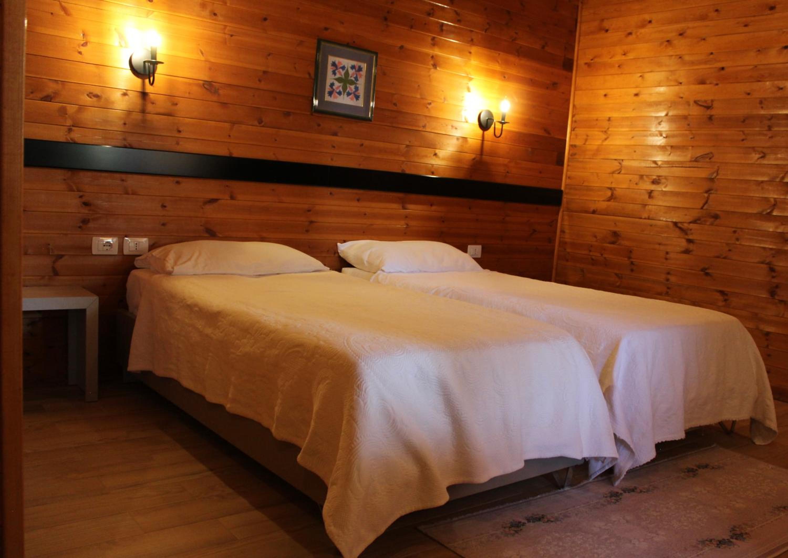 Double or Twin Room with Swimming Pool Access photo 2
