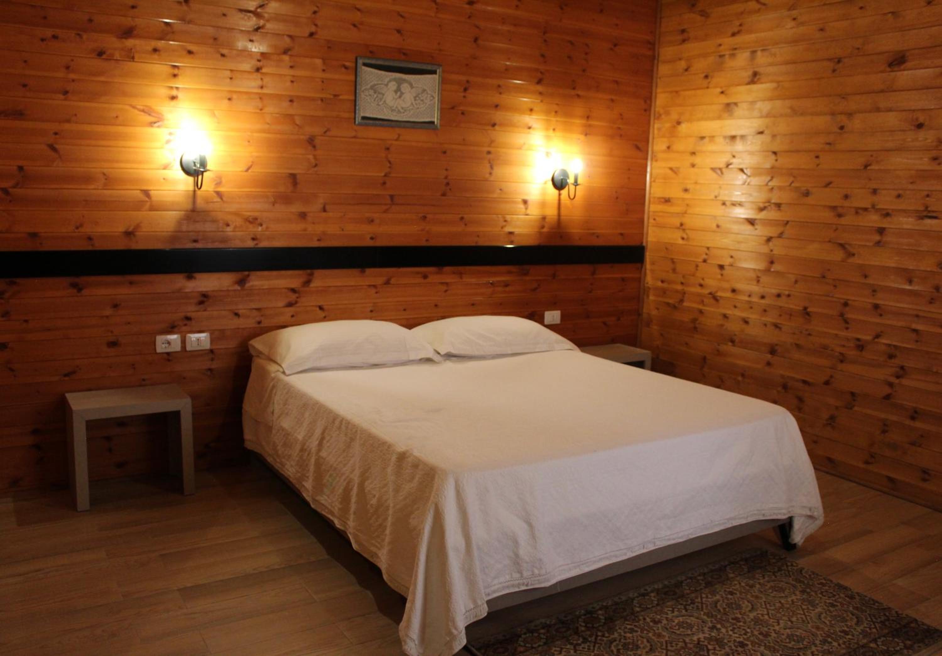 Double or Twin Room with Swimming Pool Access photo 3