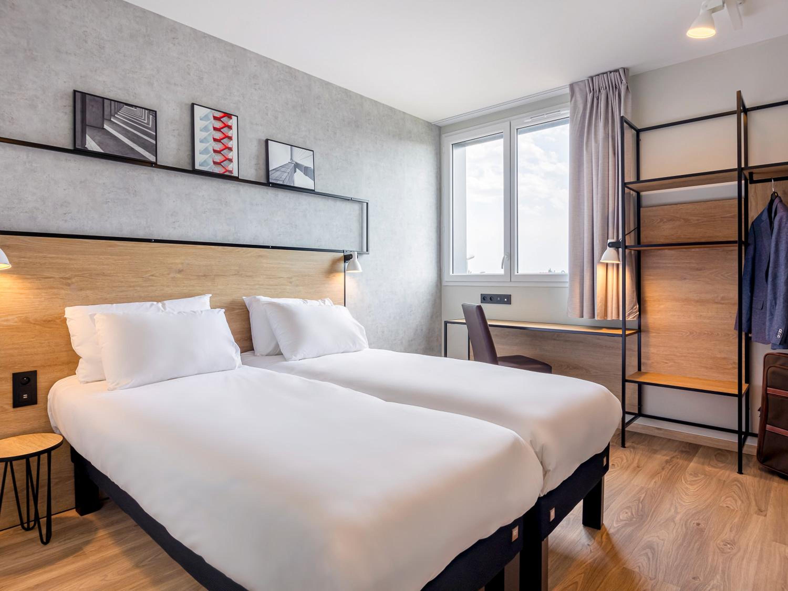 Standard Room with Two Single Beds photo 1