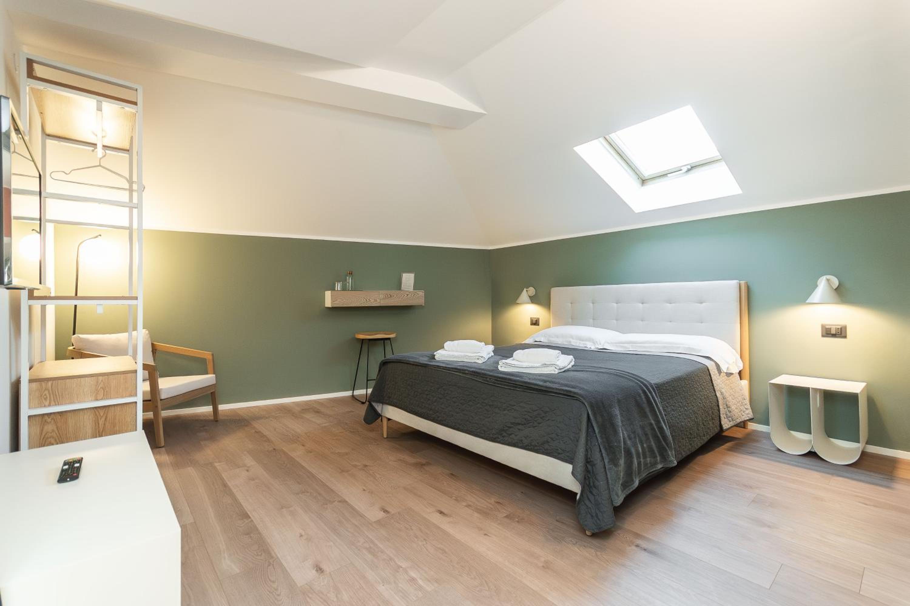 King Room with Balcony