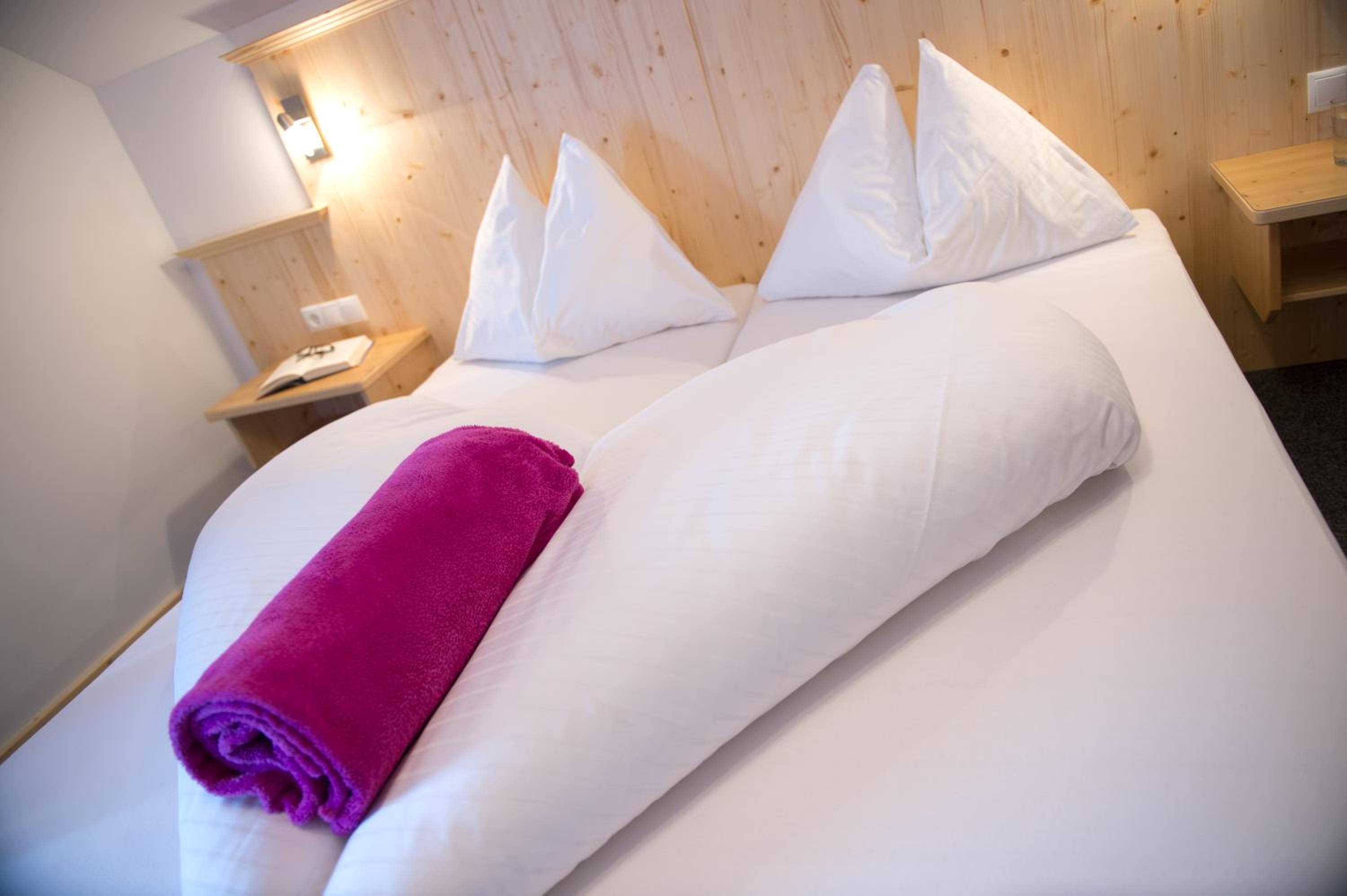 Double Room (1 - 2 Adults) photo 3