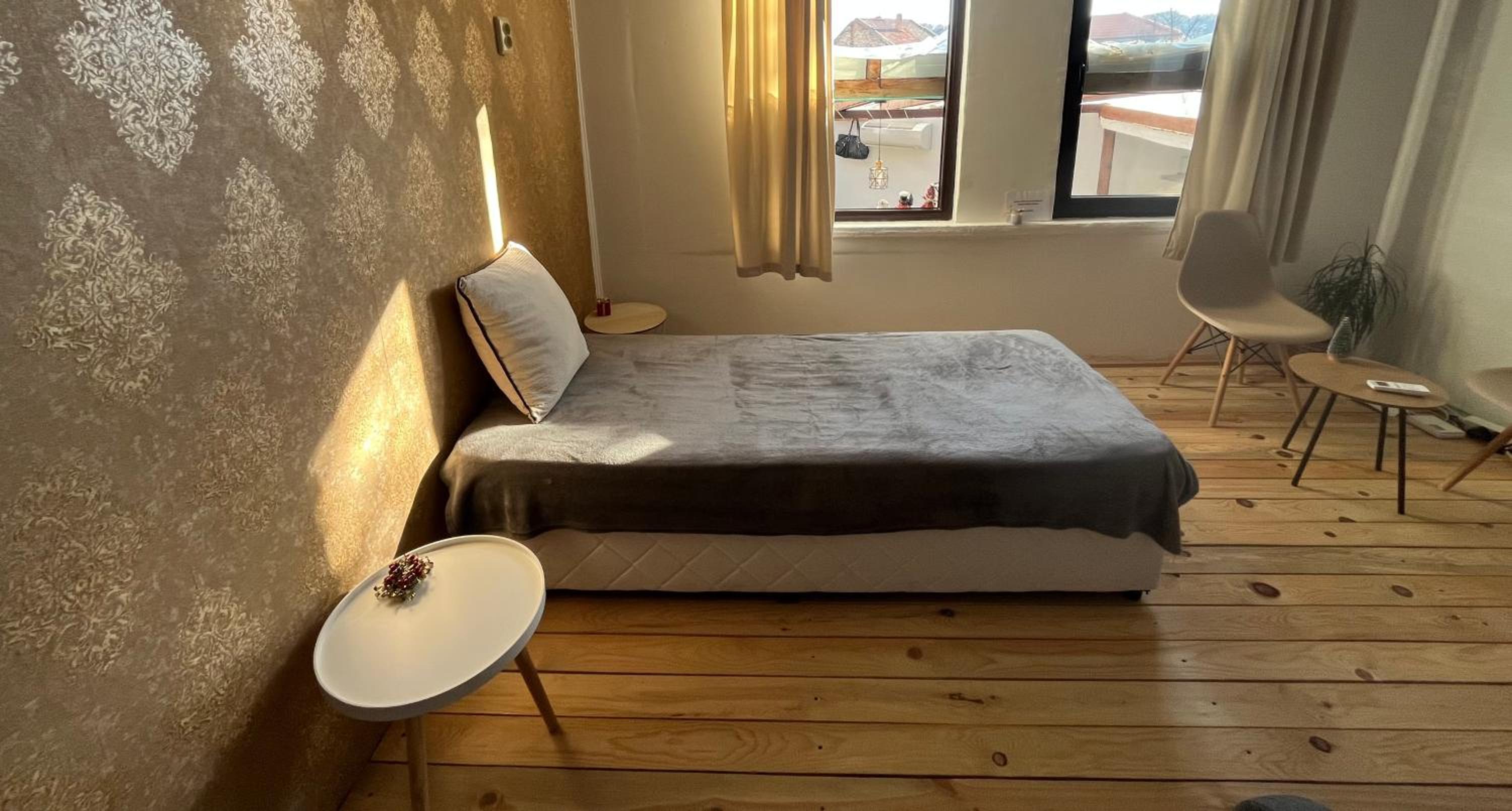 Deluxe Double Room (2 Adults + 1 Child) photo 1