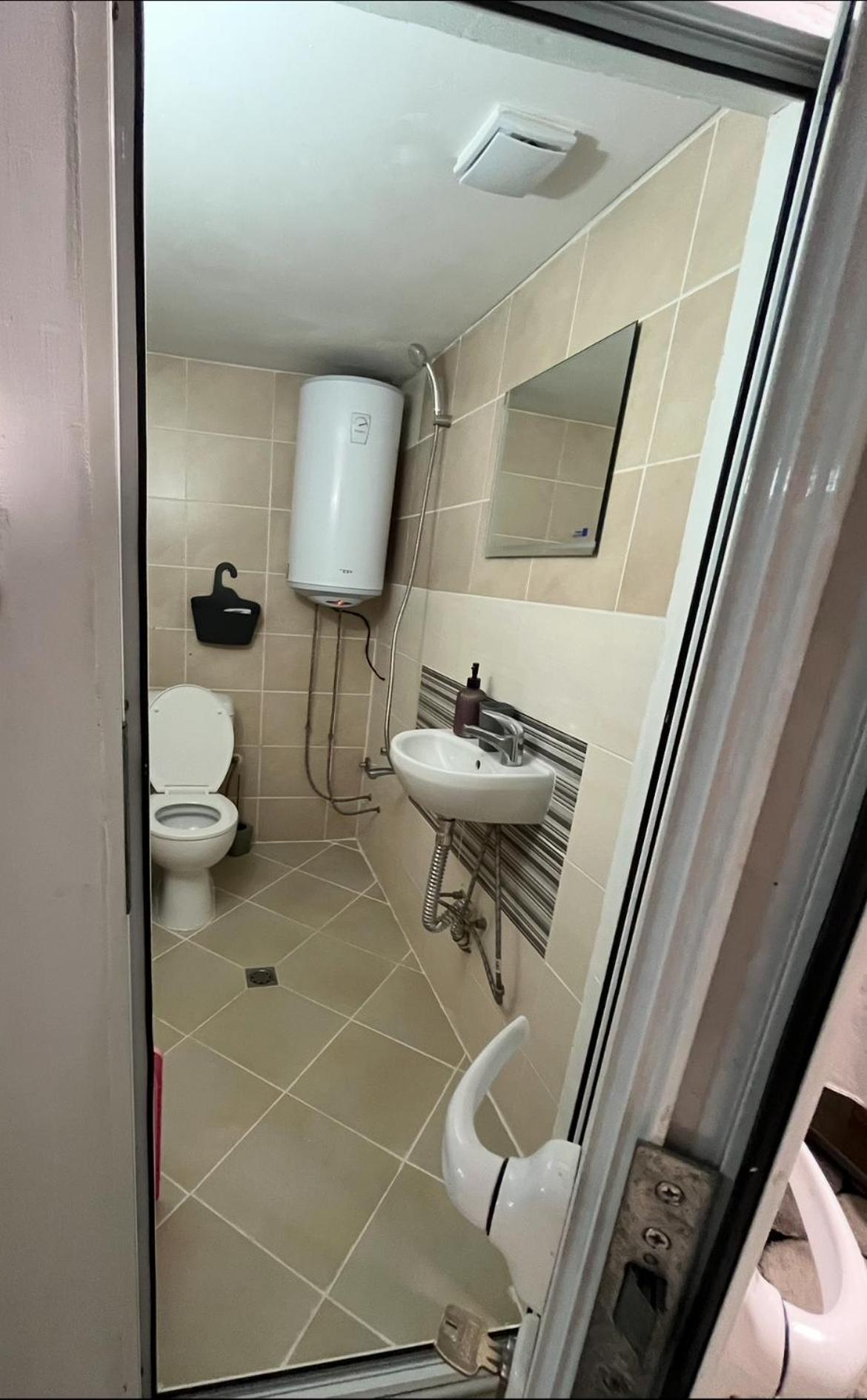 Deluxe Double Room (2 Adults + 1 Child) photo 2