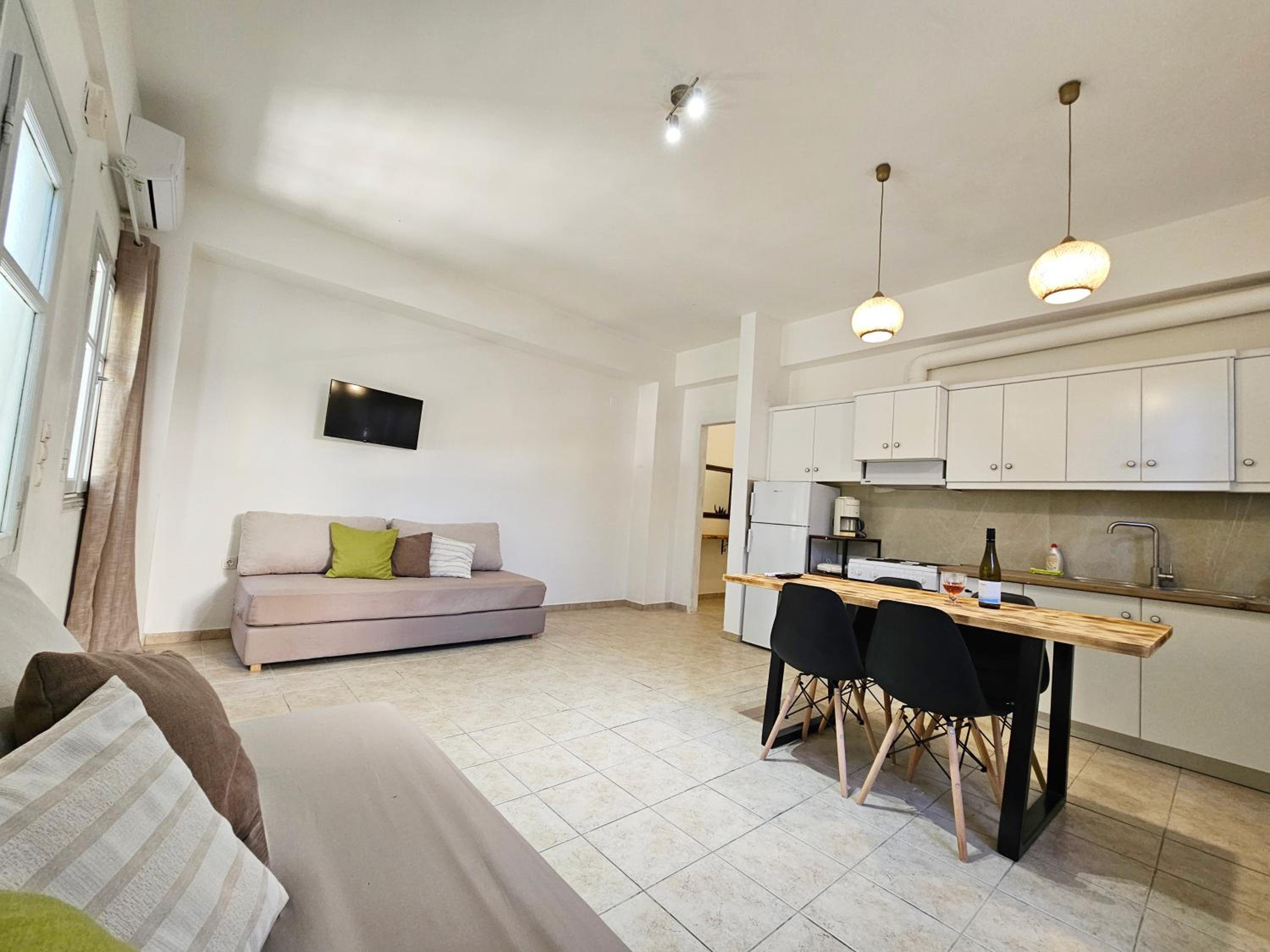 One-Bedroom House photo 3