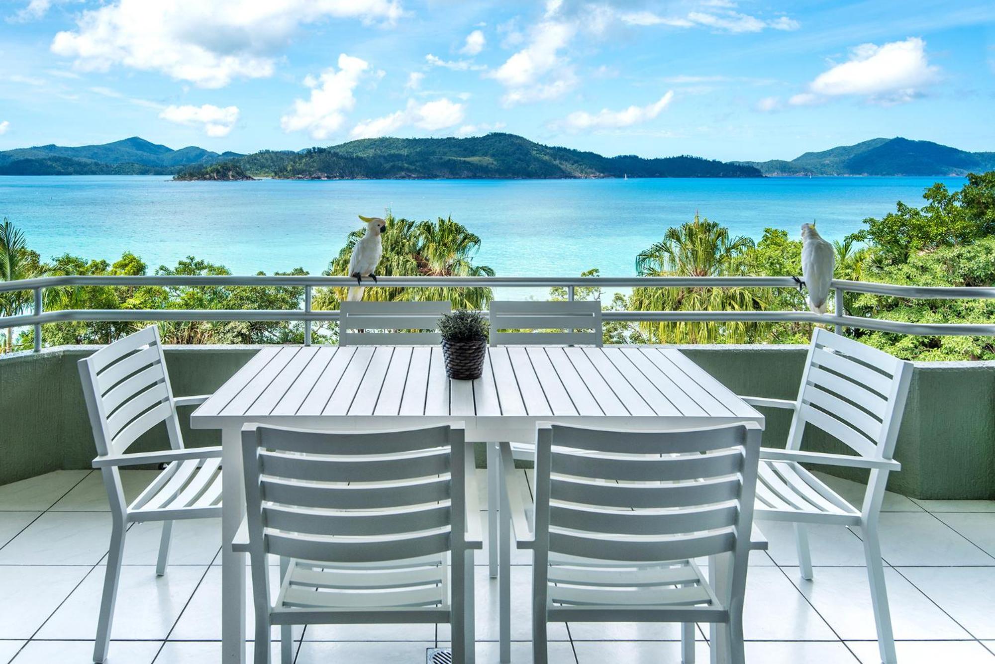 Lagoon Lodge 205 - 2 Bedroom Resortside Apartment