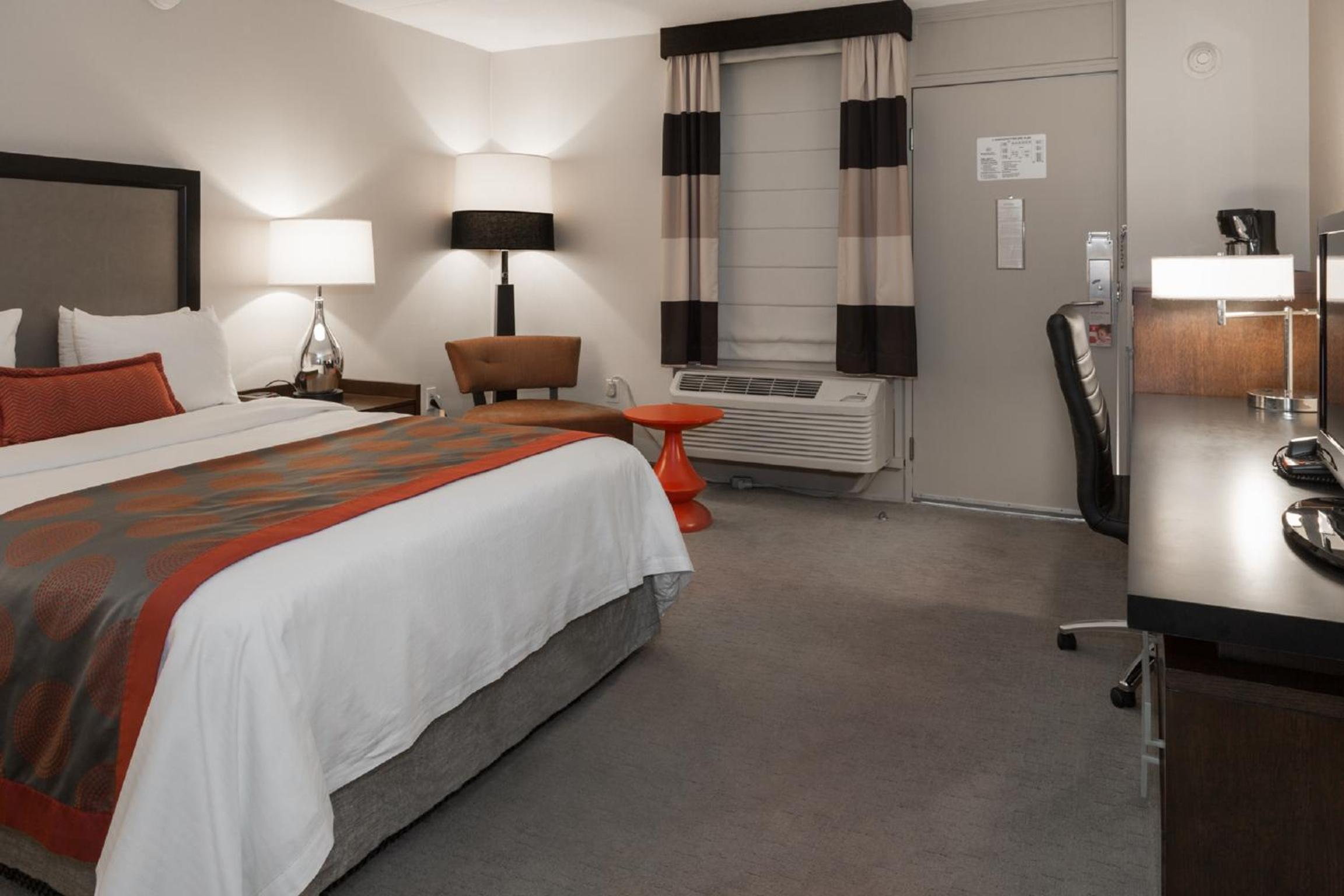 King Room - Non-Smoking